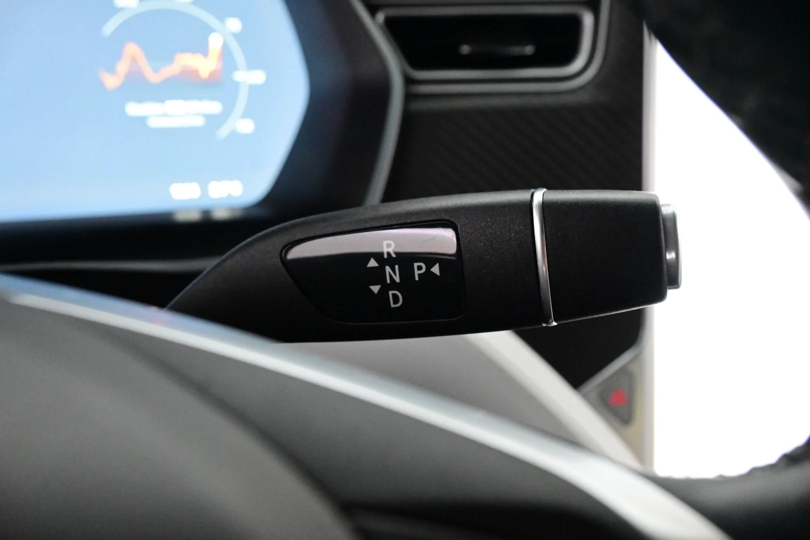 Car Image - 3dfietUaewlPtmt6iE2Ely