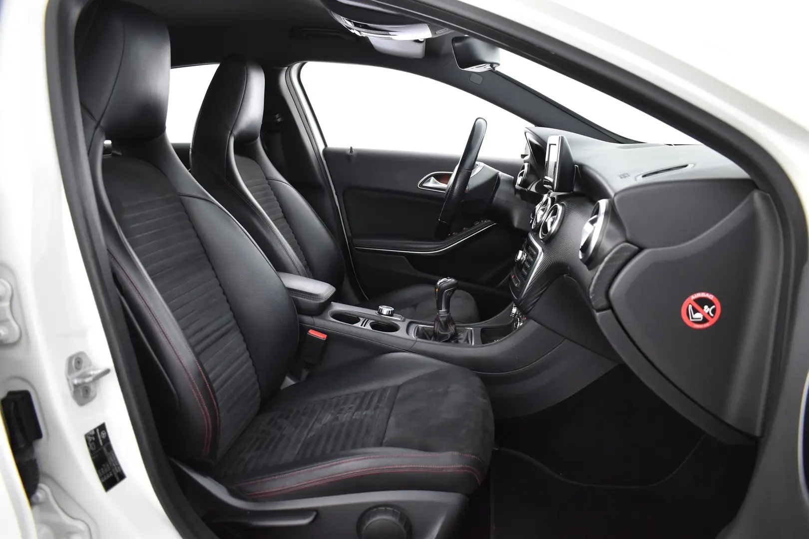 Car Image - 5mWBwxLvBokE5qA2UmRNis