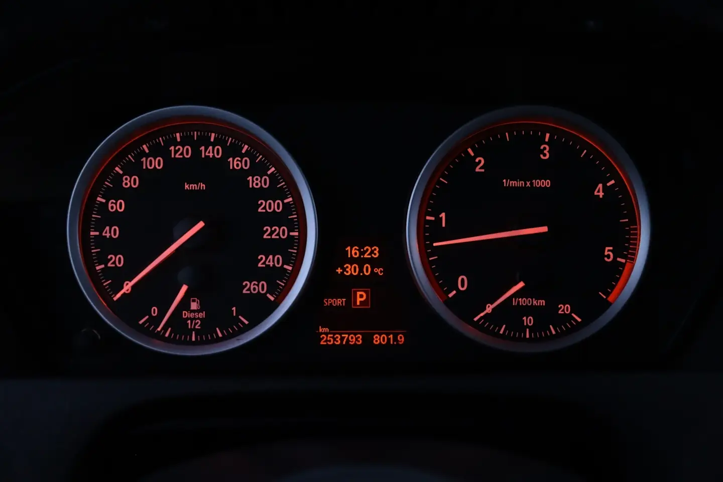 Car Image - 18ZJARyWpLz29zEtYC3AUK