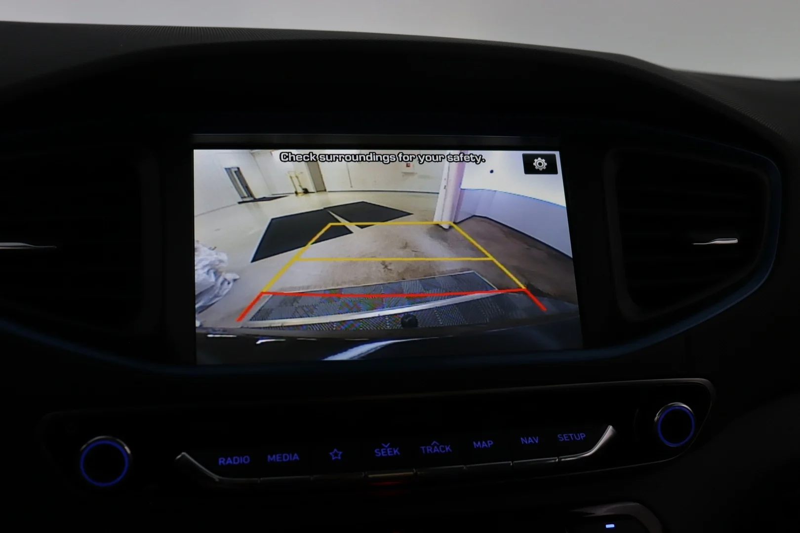 Car Image - 3o082esXWv27zOHW1auY3A