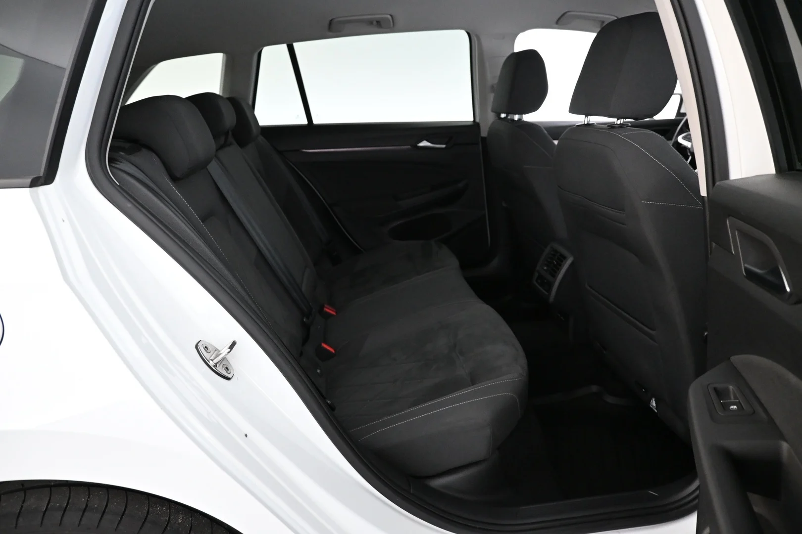 Car Image - 1c6mf4mkTDjaKwf2BcQlU9