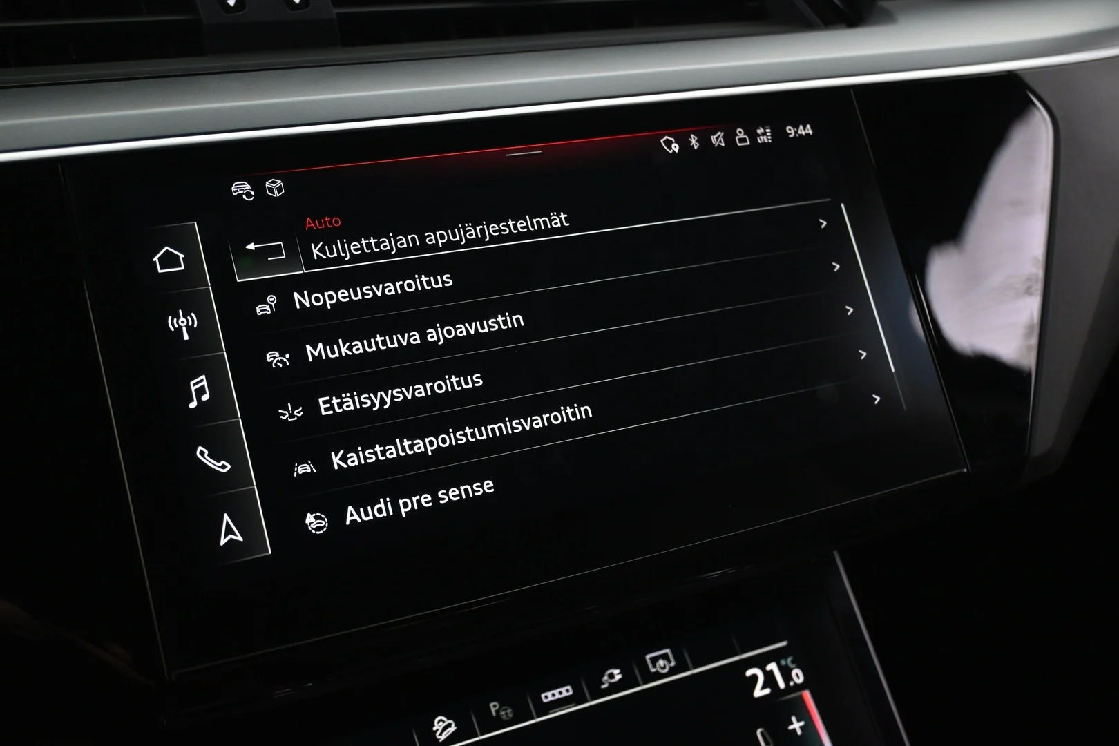 Car Image - 4y7MFHlHQiNX3nUFhfH0dl