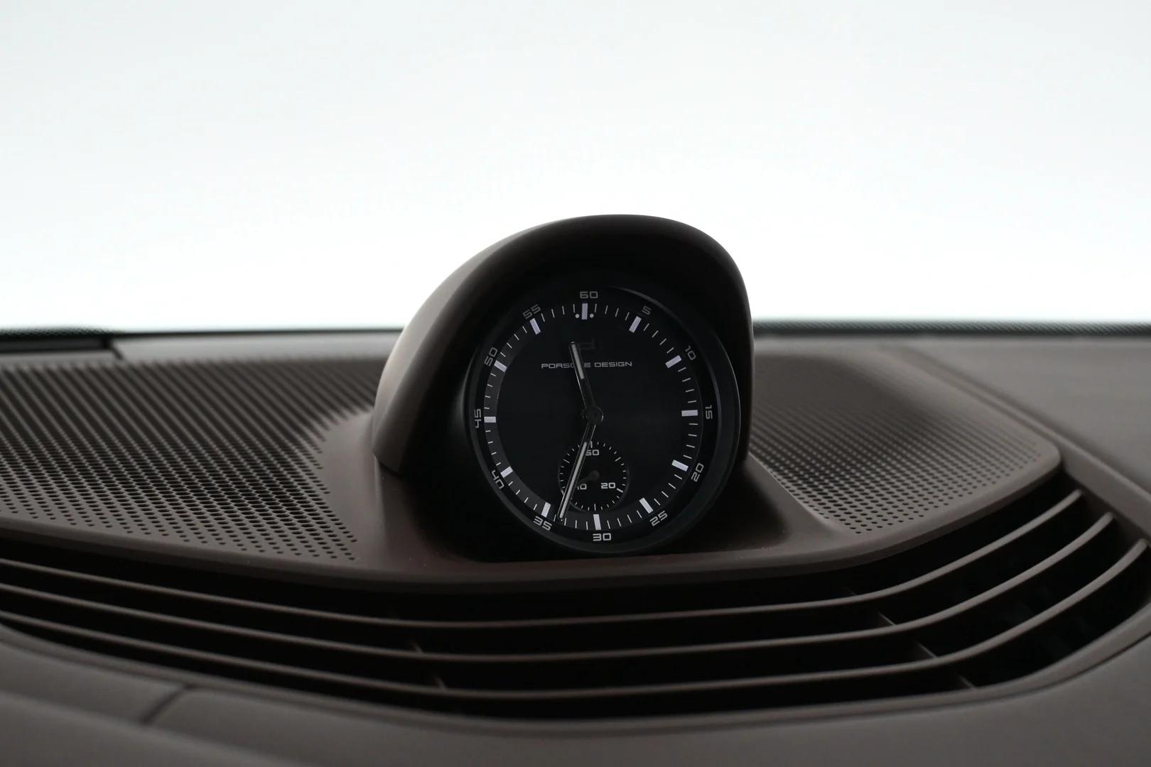 Car Image - 4kQ3uudvTj8uRFMlnVYKSc