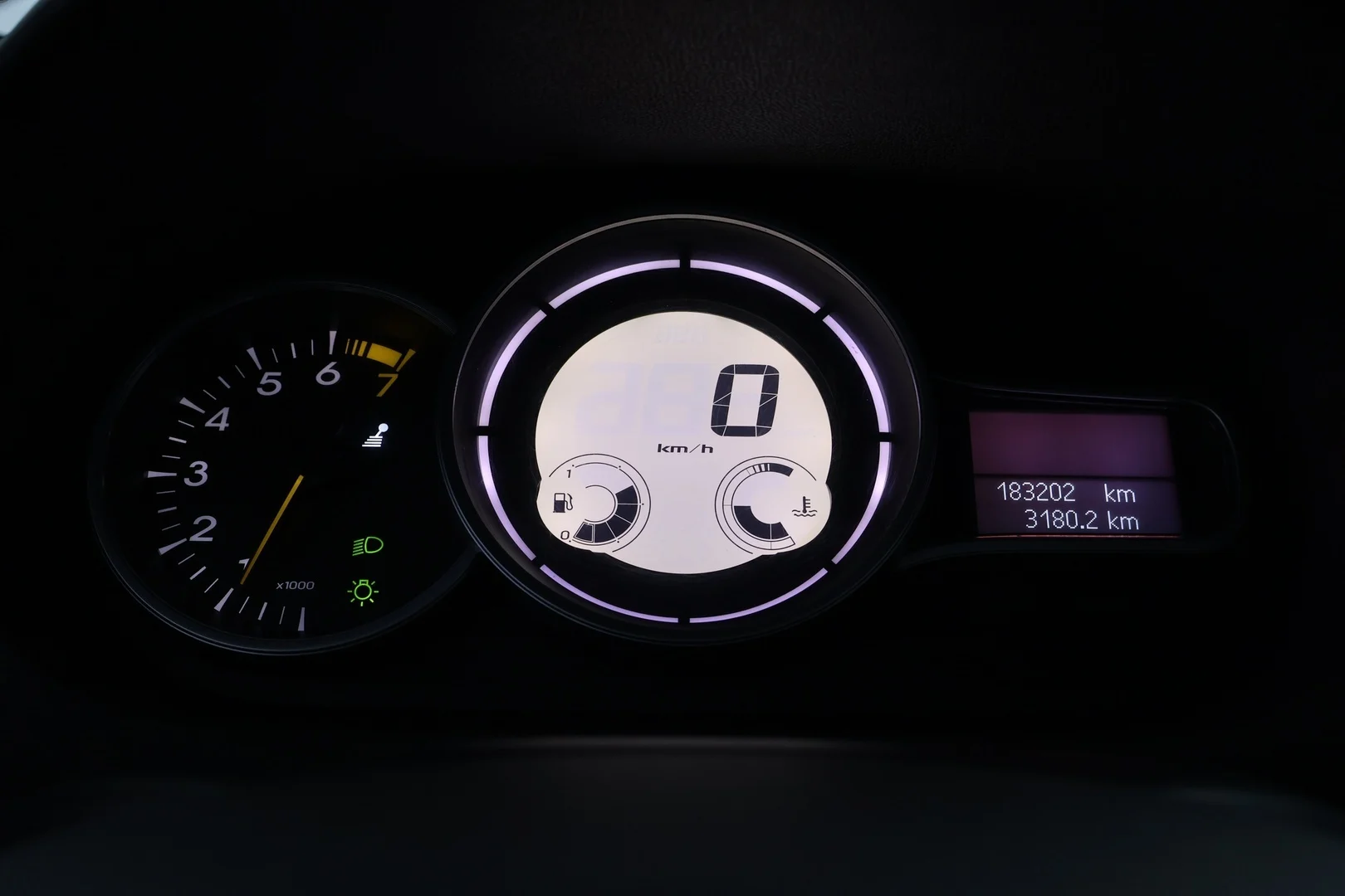 Car Image - ibU7YOPhHY94EnxXqRiM5