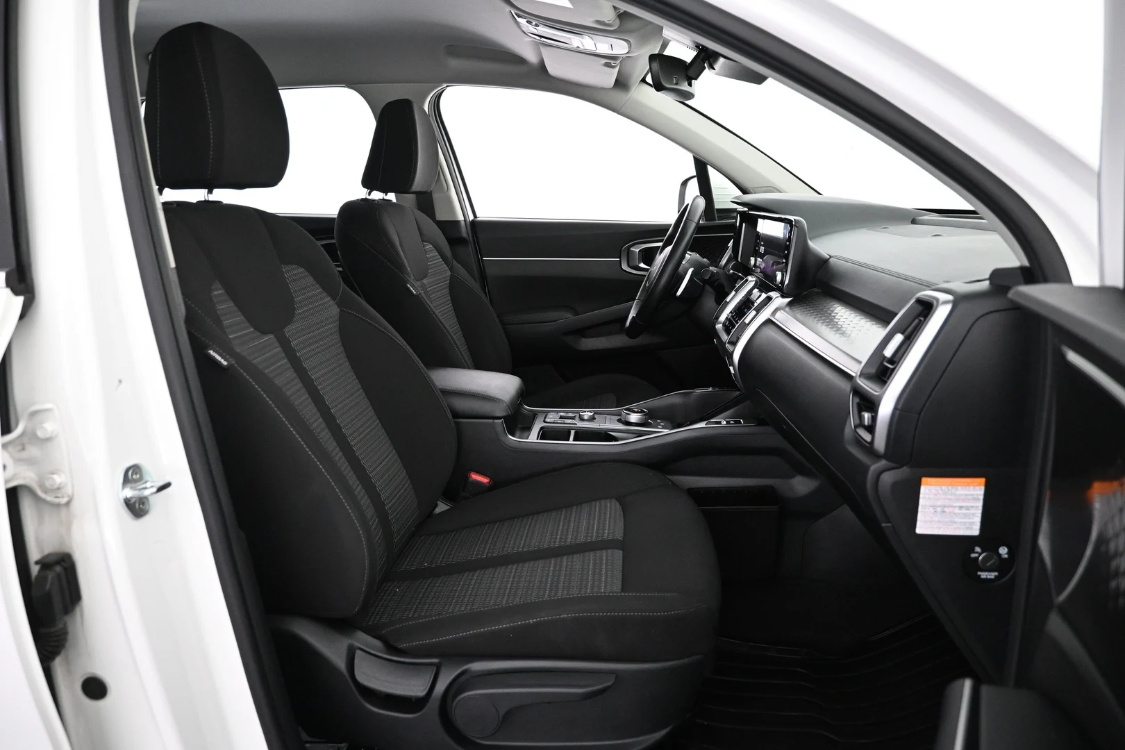 Car Image - 3P4PIMcS3LyDyEdvNjOeZu