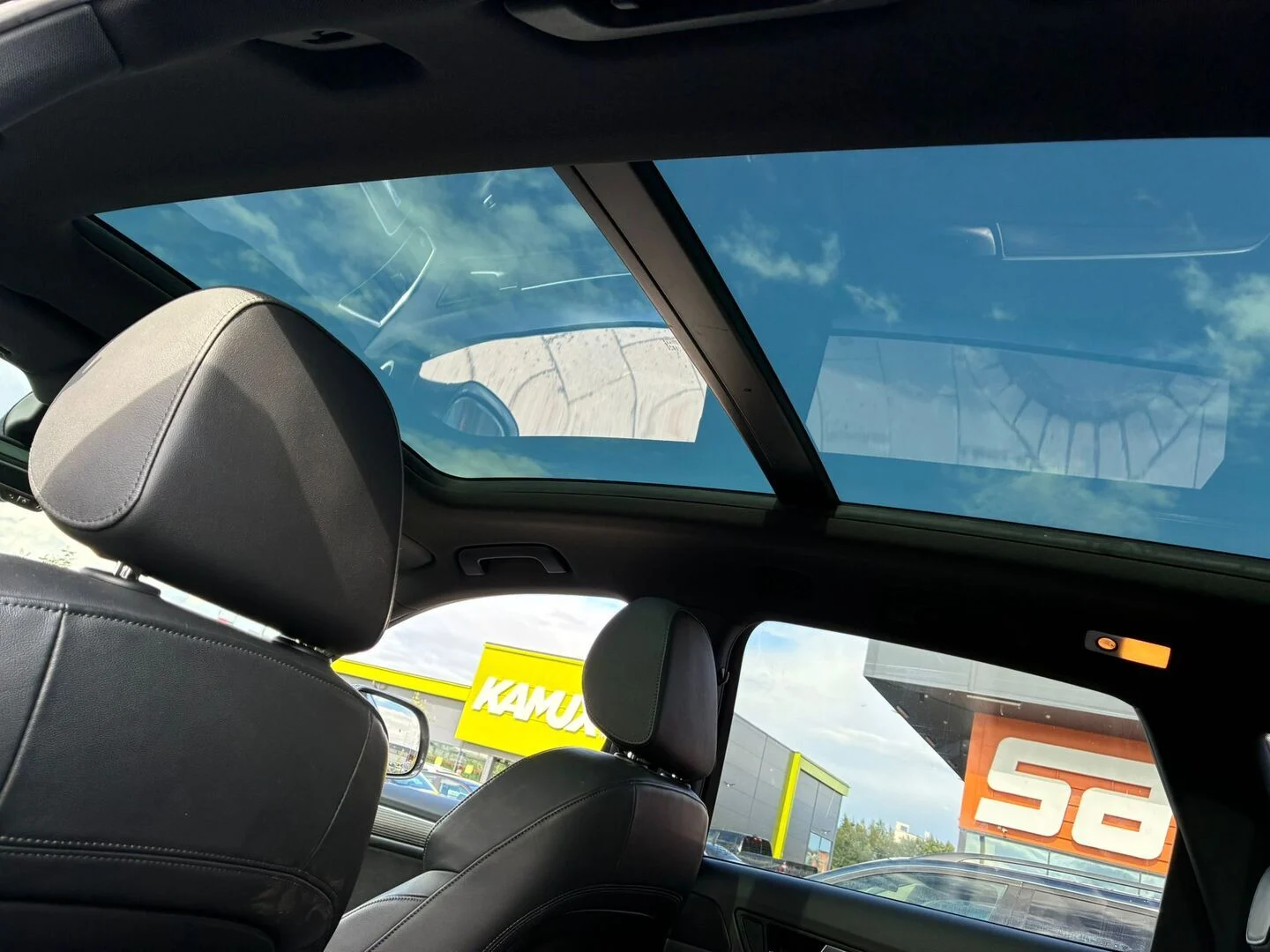 Car Image - 4GfjI7PssMFtFKkZgCNnmT