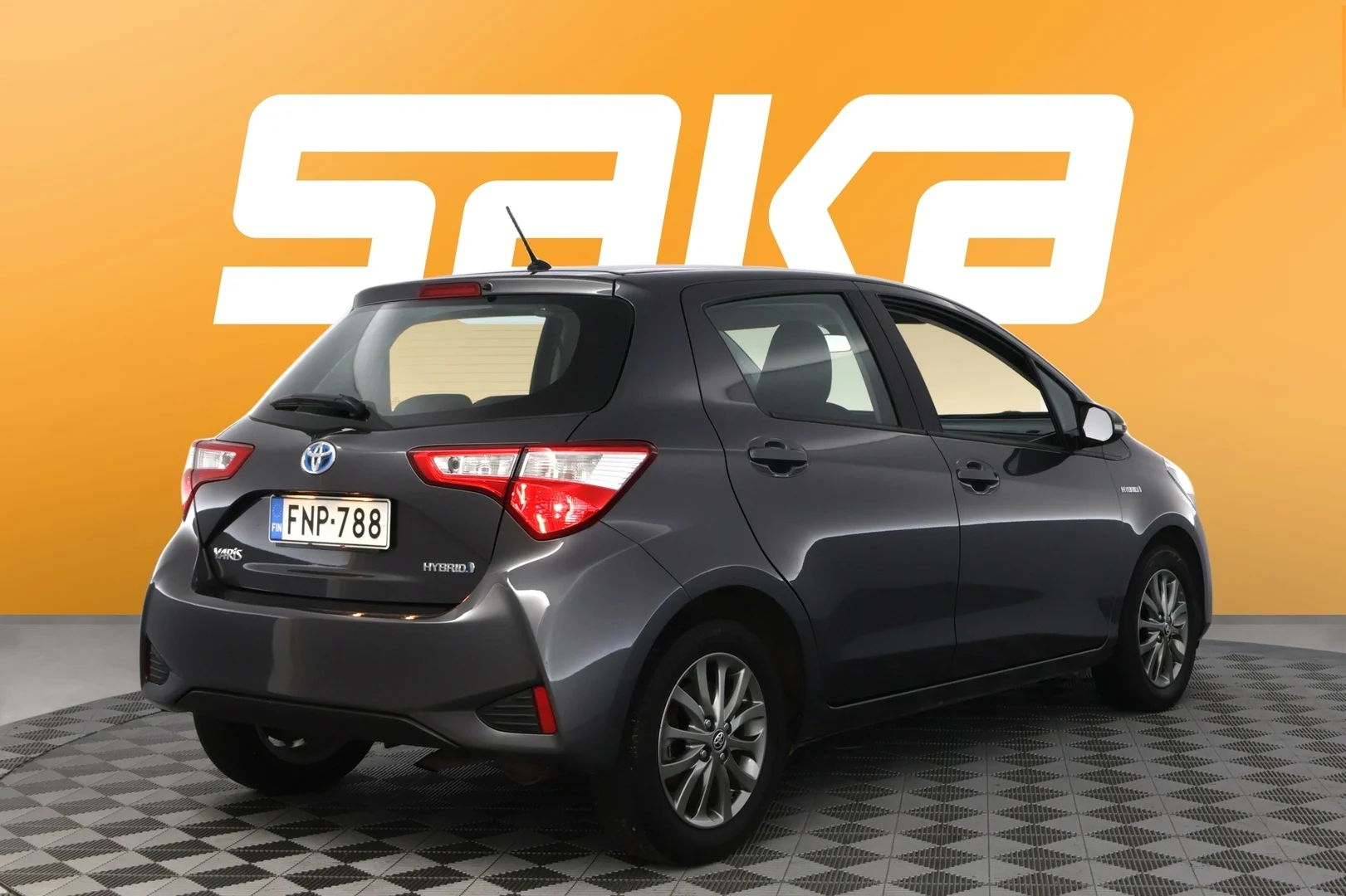 Car Image - 4MFAV2wzDD56o6Xqz7auHl