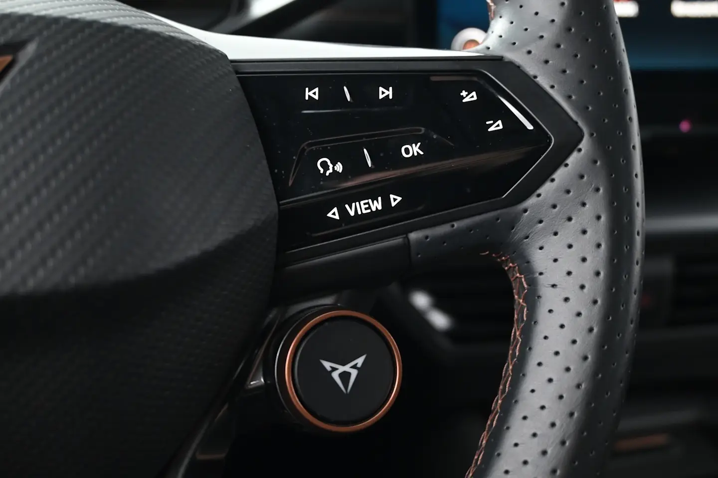 Car Image - 2RqFnVIiqQS1qx4tLwz20S