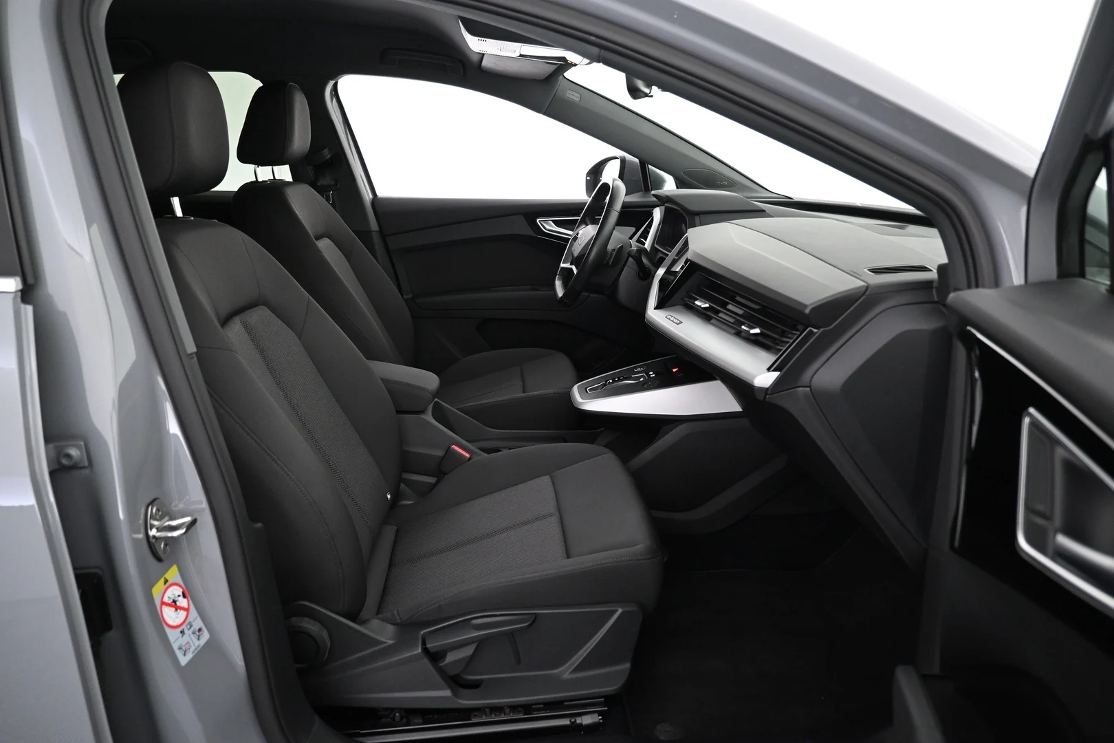 Car Image - 58opZCEoHQqoTg4sPZv0b