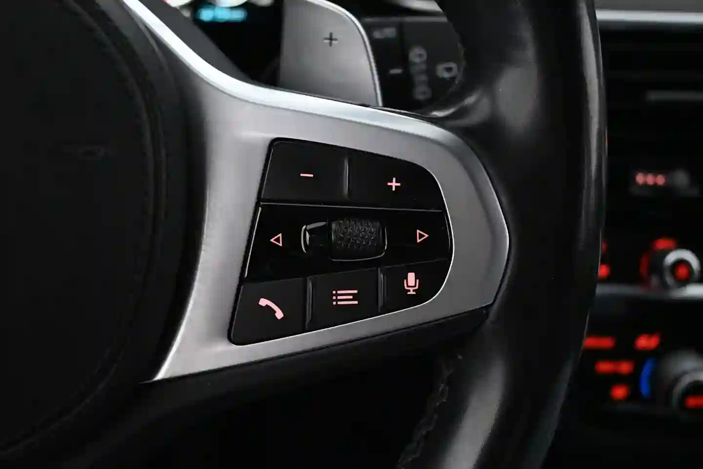 Car Image - 2o1gCc1g2a1InX1EMw4ngK