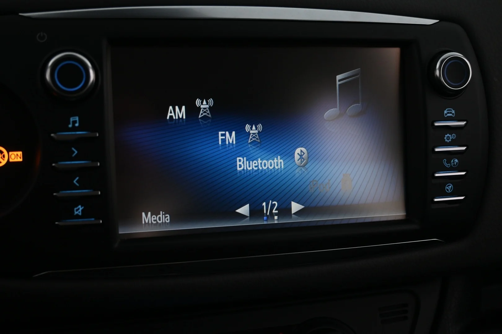 Car Image - 4MFAV2wzDD56o6Xqz7auHl