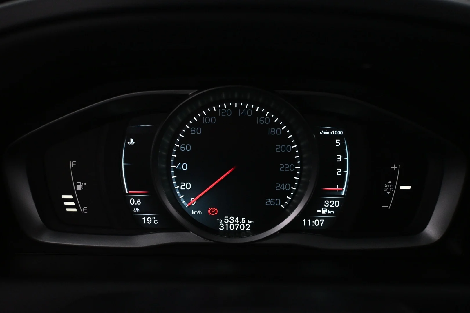Car Image - 1yMyzJaWwgN73qHxLxPa7u