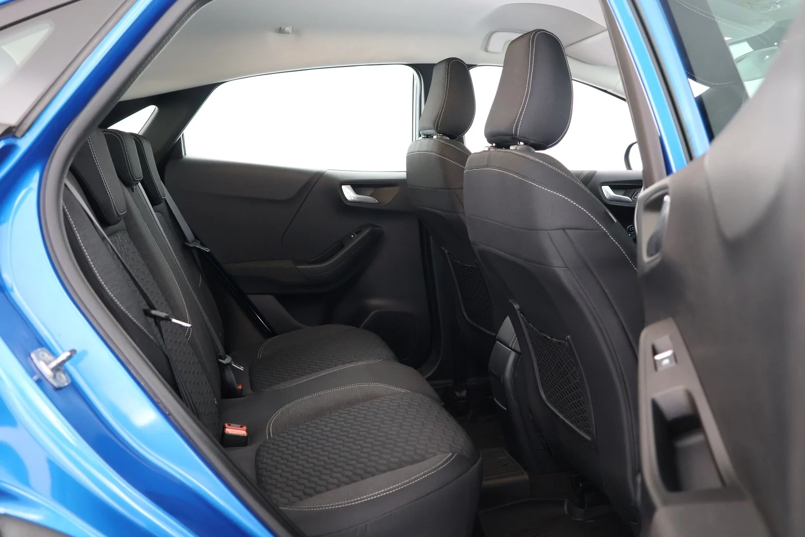 Car Image - 2zQE2SRdbljJZNsakQb9di