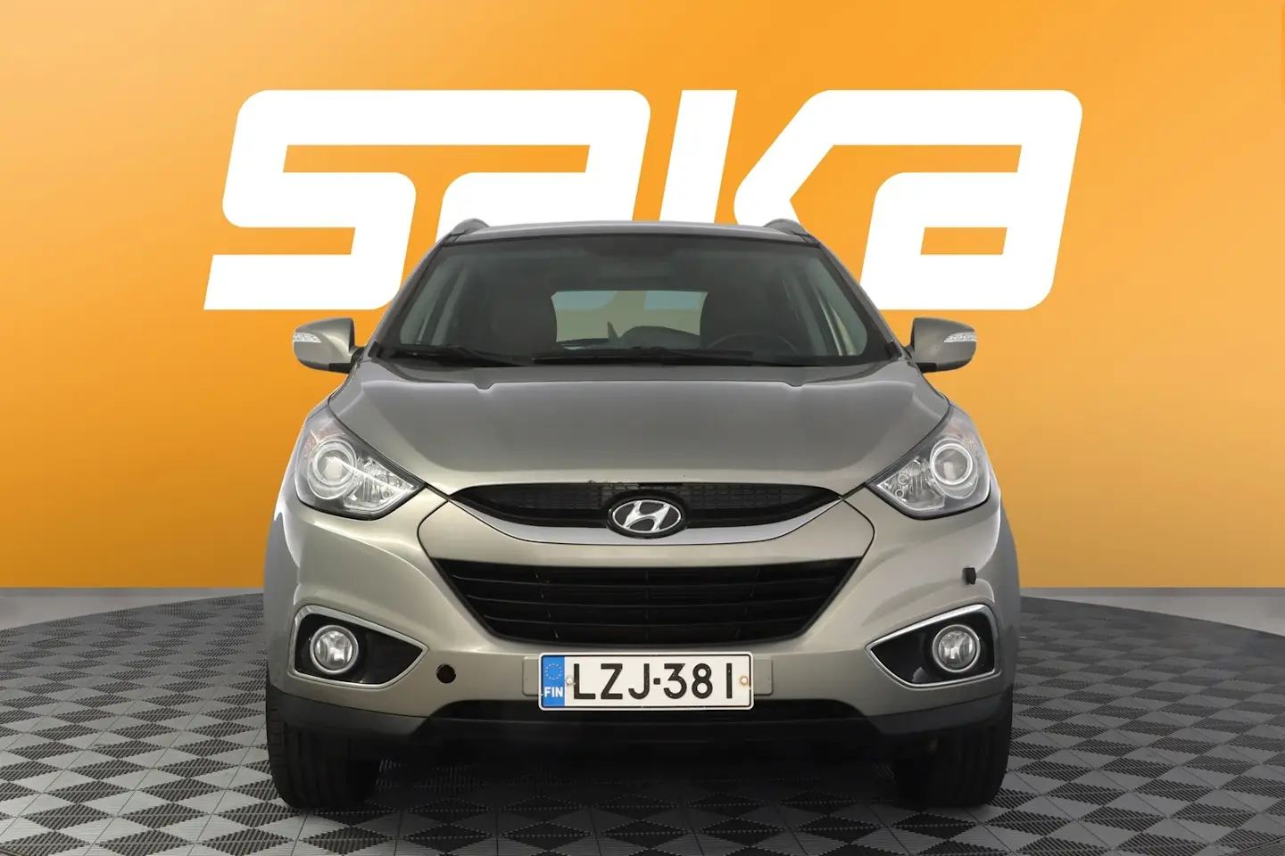 Car Image - 16QUKA8XfvrEdqsiJTGS4D