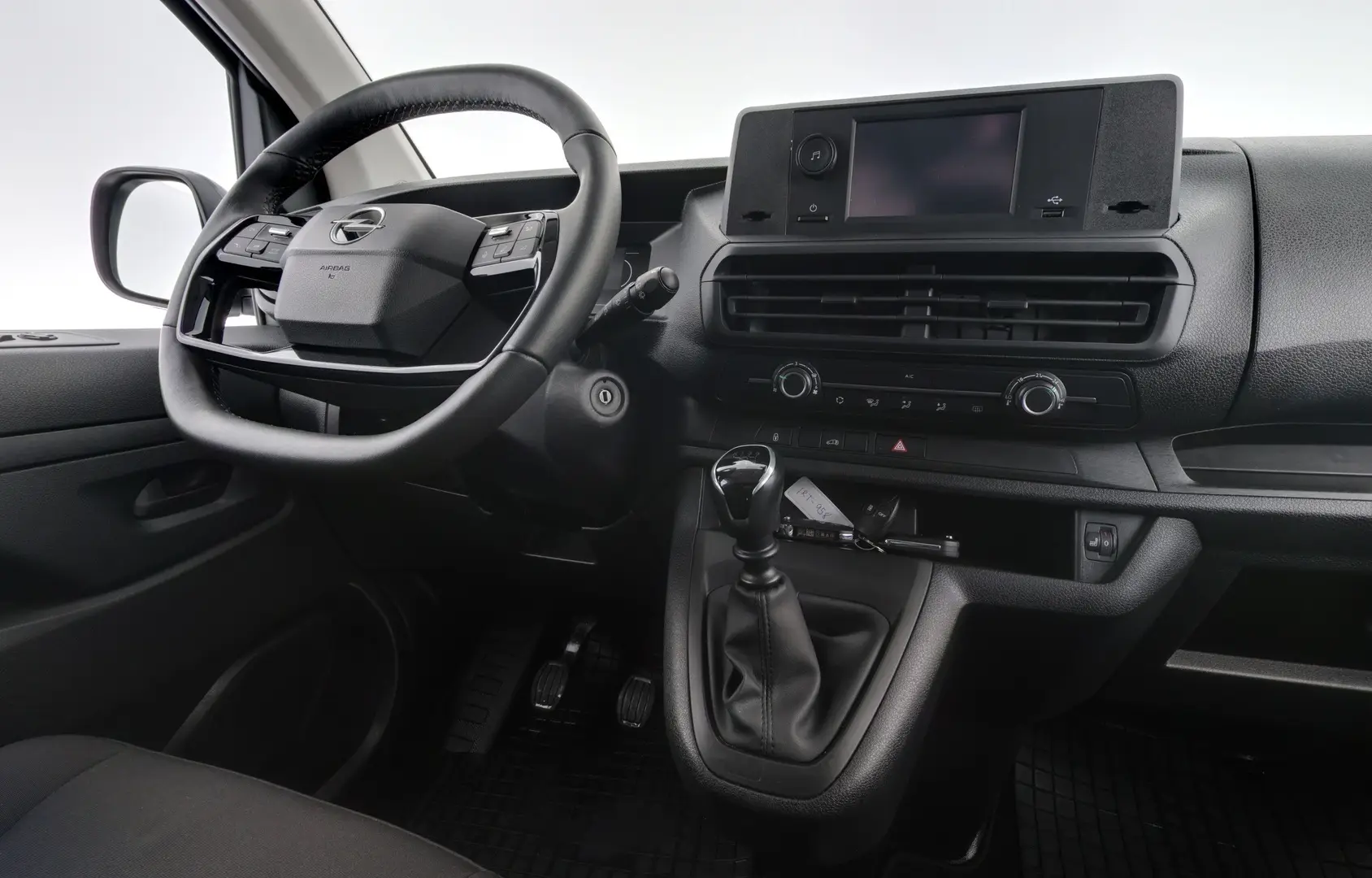 Car Image - 5aPqTAkAYmbvwWbGbHpSTP