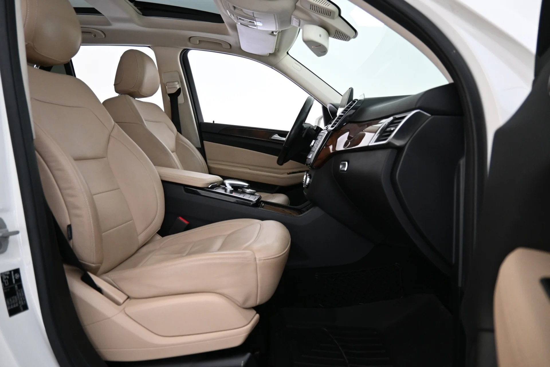 Car Image - 56LQwTuuPSsamPznOO1v6g