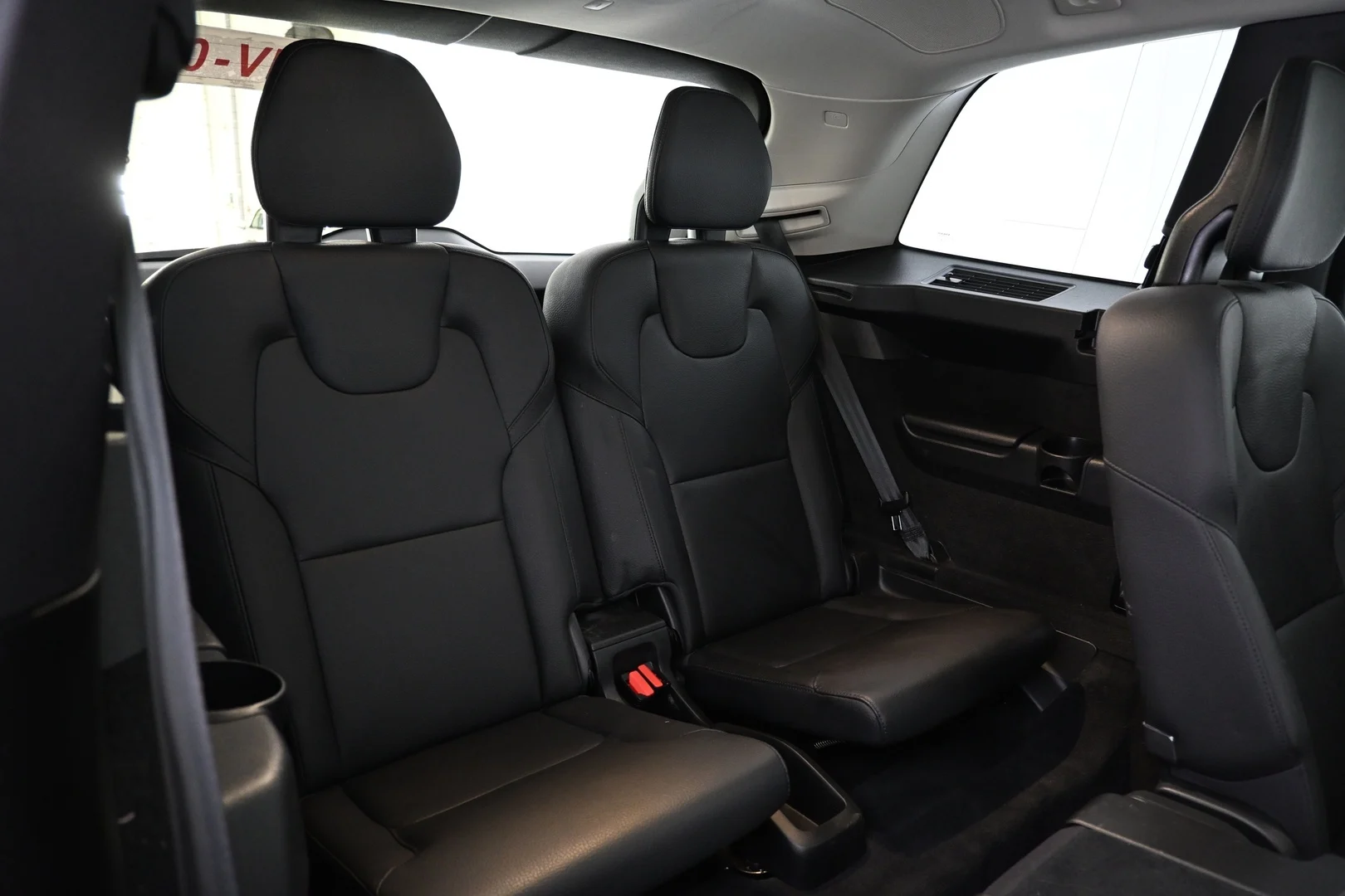 Car Image - 3nw2Urvm7OCjbDd4pqSZN3