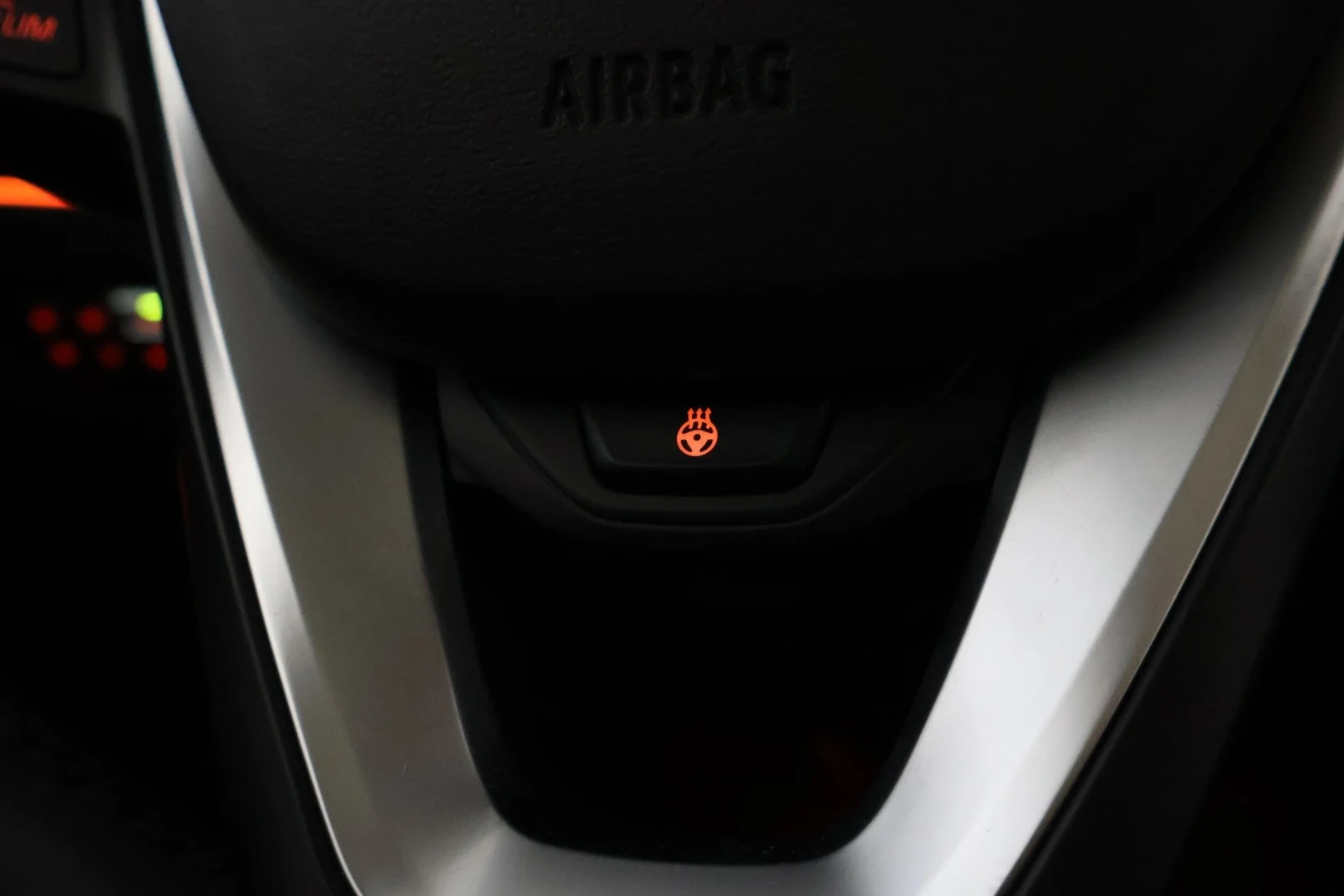 Car Image - 6Py0nrgNpr0xV5i7Jm2yRh