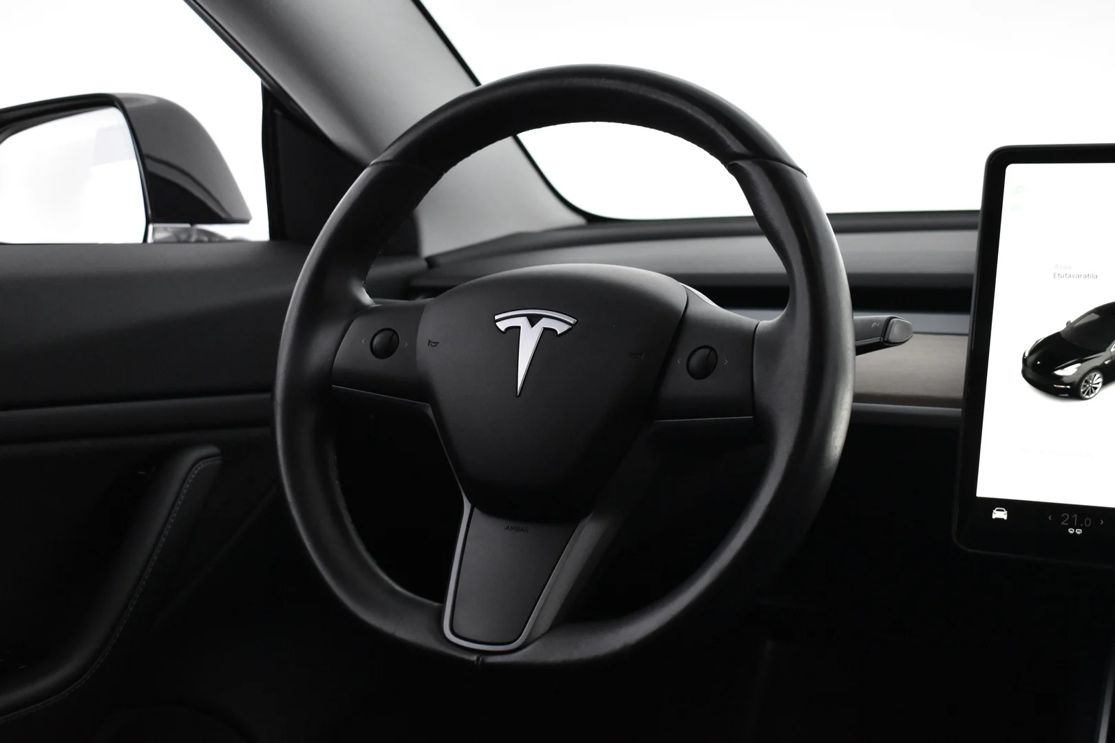 Car Image - 6SIk2AyOgz5TMn4TlzqmCj
