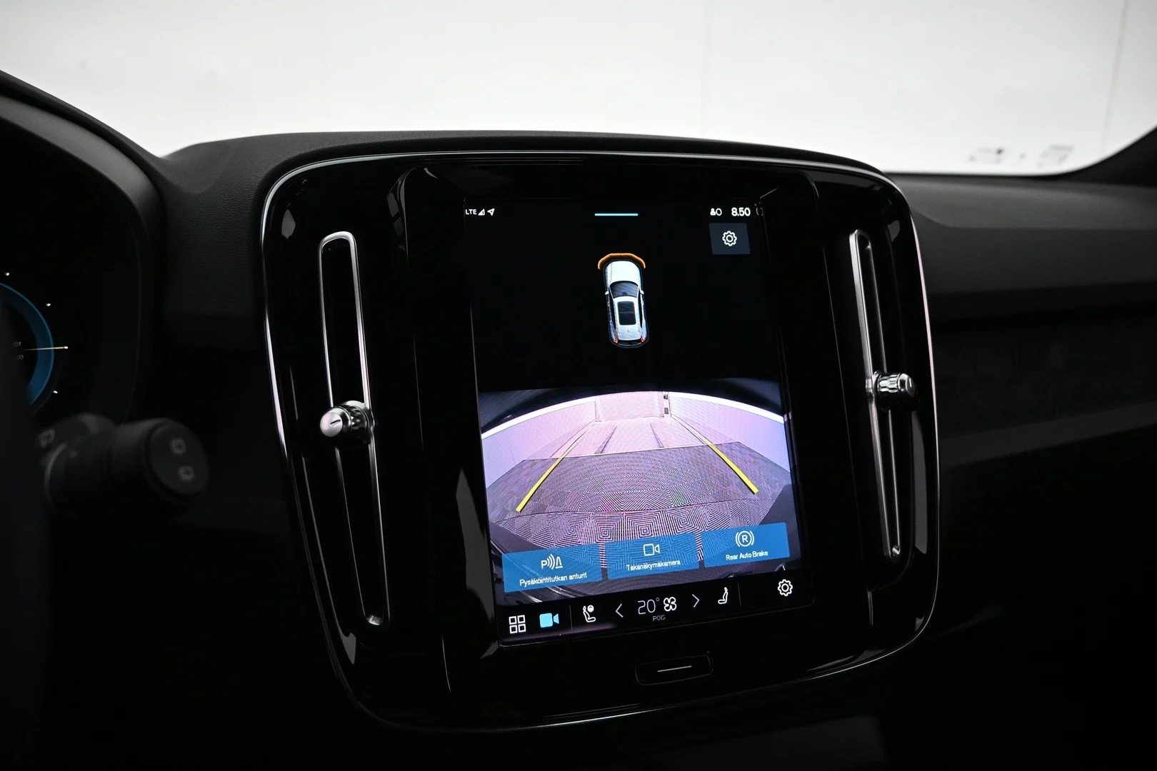 Car Image - ncwLnNZfywKt8mJWmnkgz
