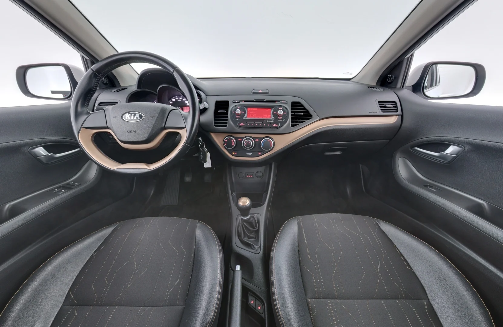 Car Image - 5j8aeG57GO5lUaRpO0f6v6