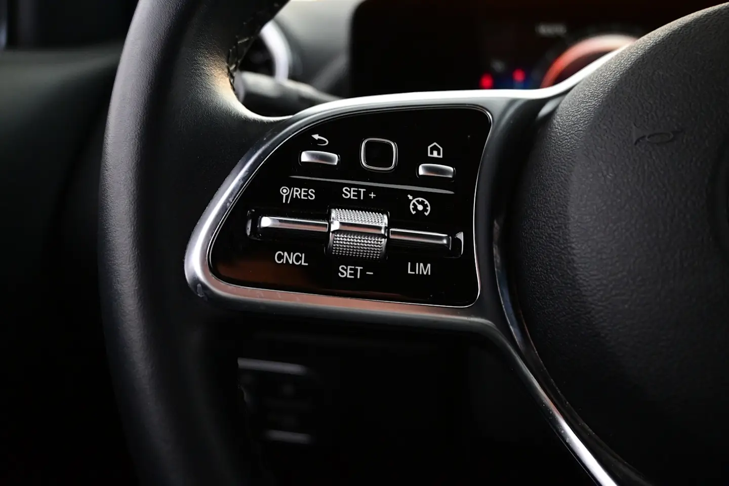 Car Image - 1qjnDPirmijwFGPXGxqONl
