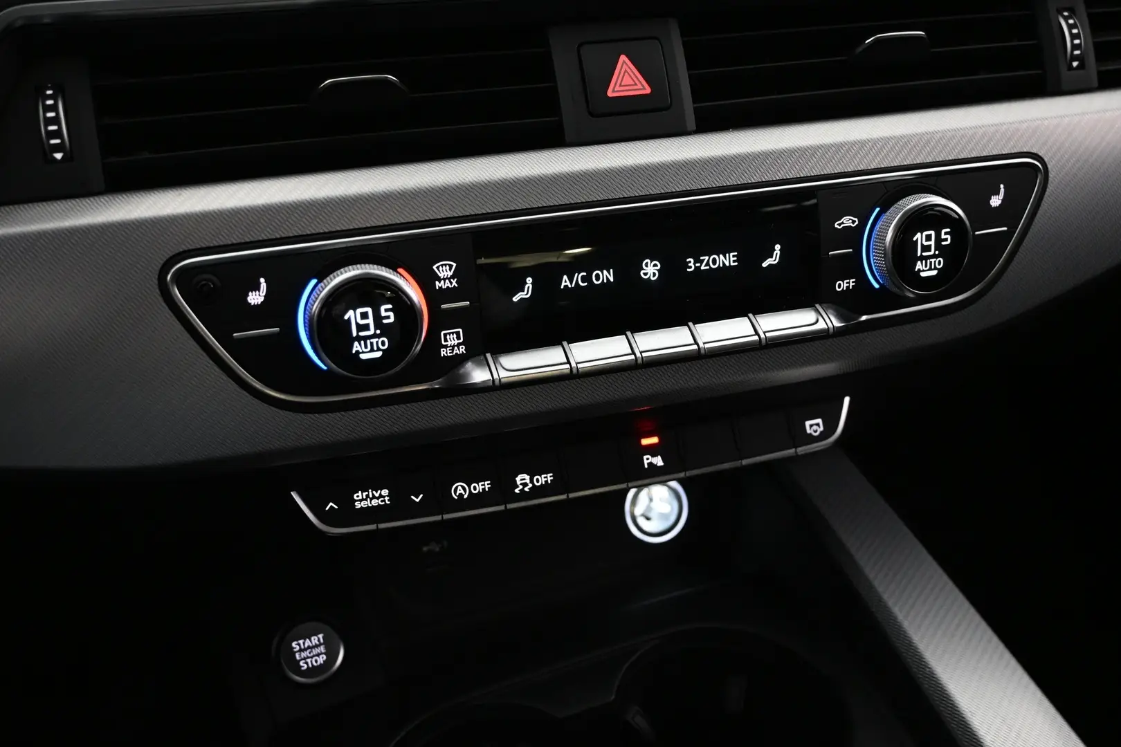 Car Image - 4mou1n02r5yBX0NupOx8mc