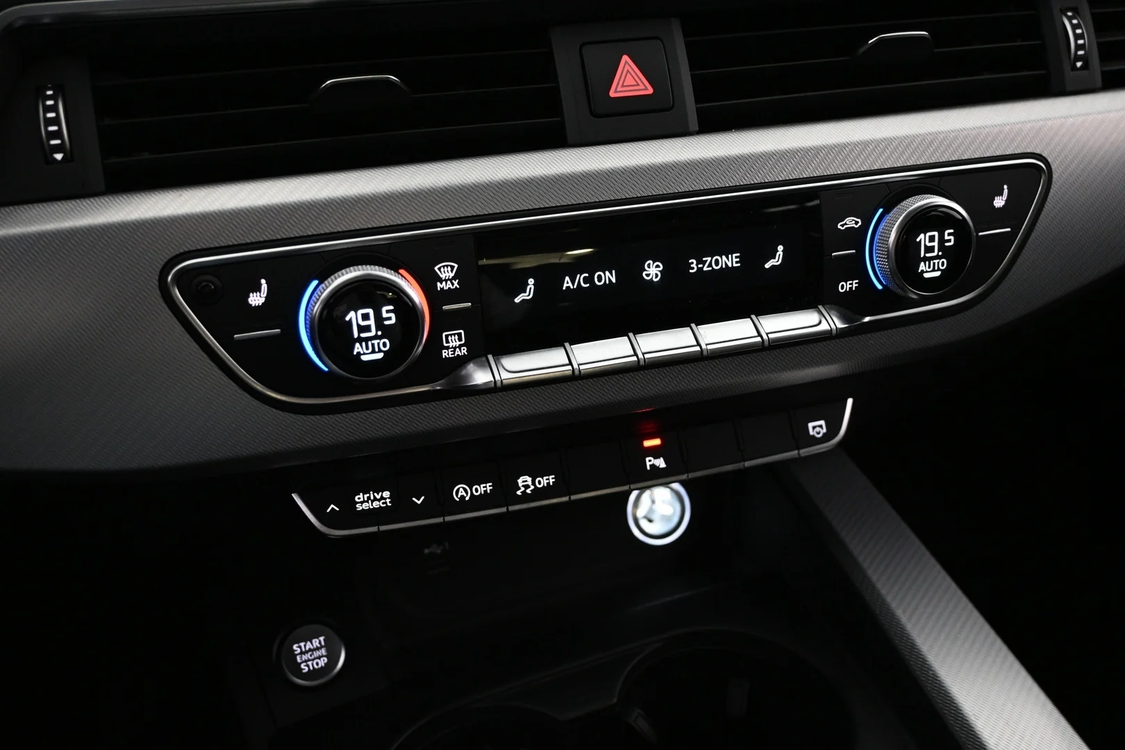 Car Image - 4mou1n02r5yBX0NupOx8mc