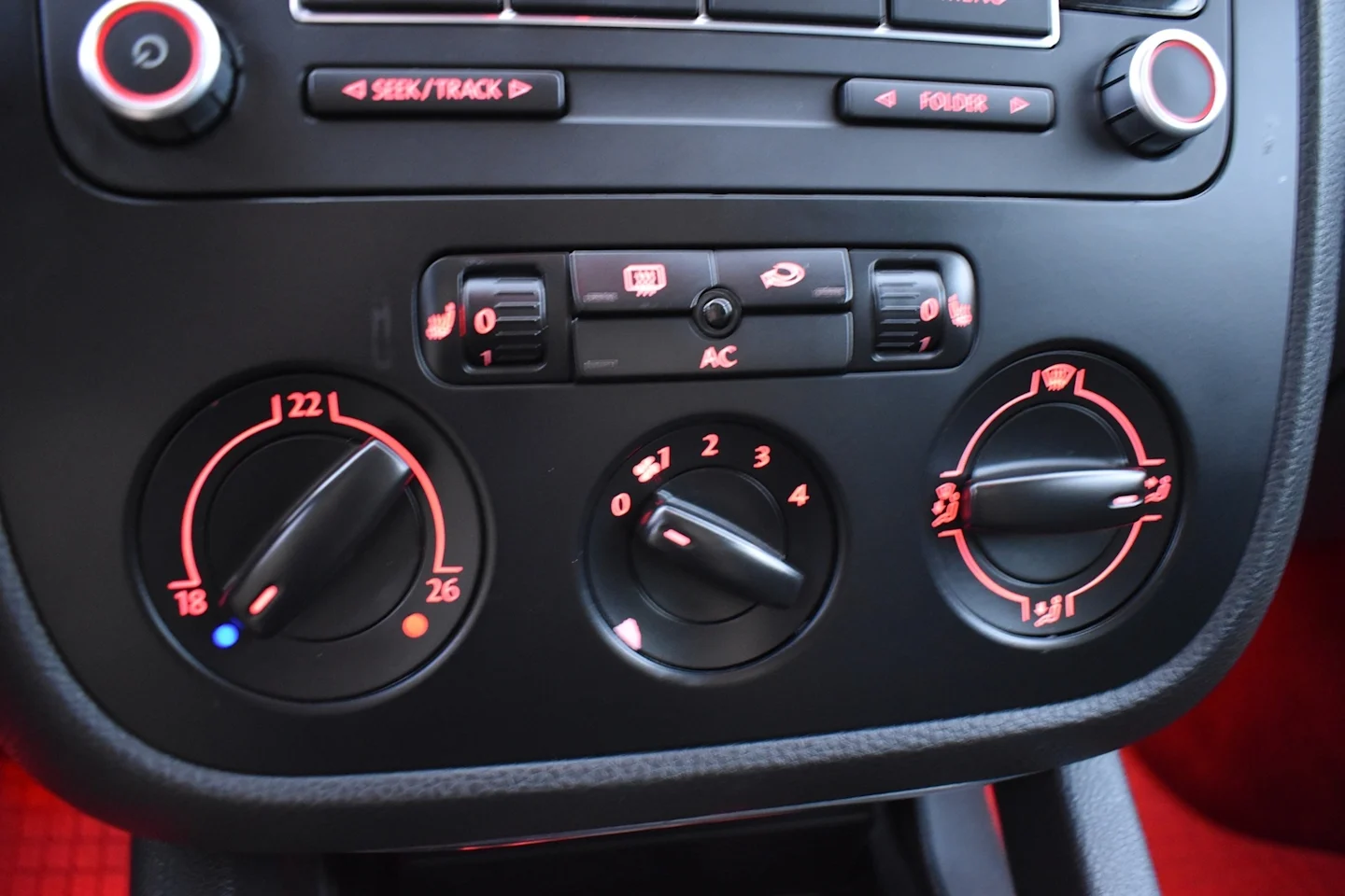 Car Image - 5GppVSubvnVs4aZrHH8oMN