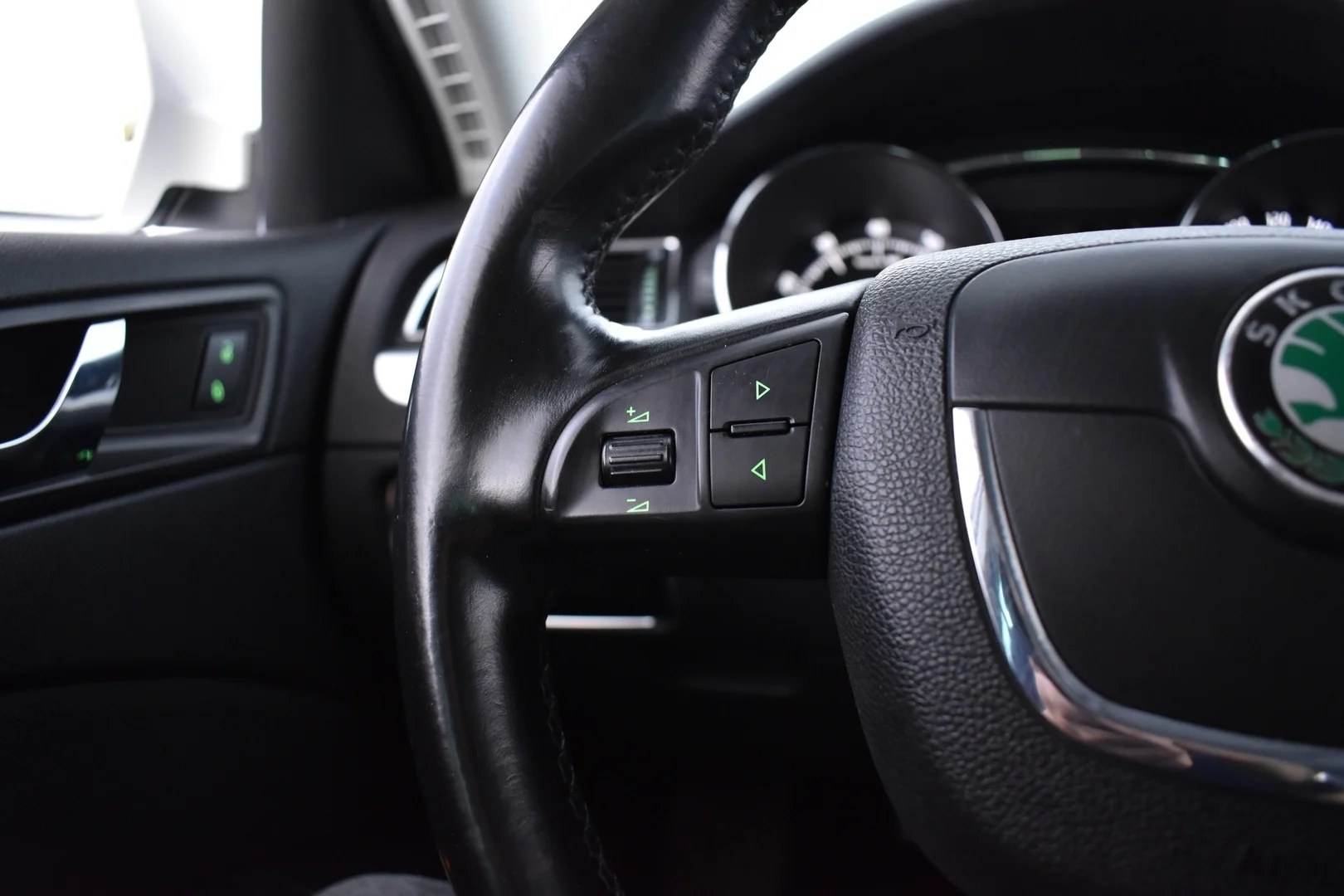 Car Image - 5K4bHtTqyn7SOwALEdpaQZ