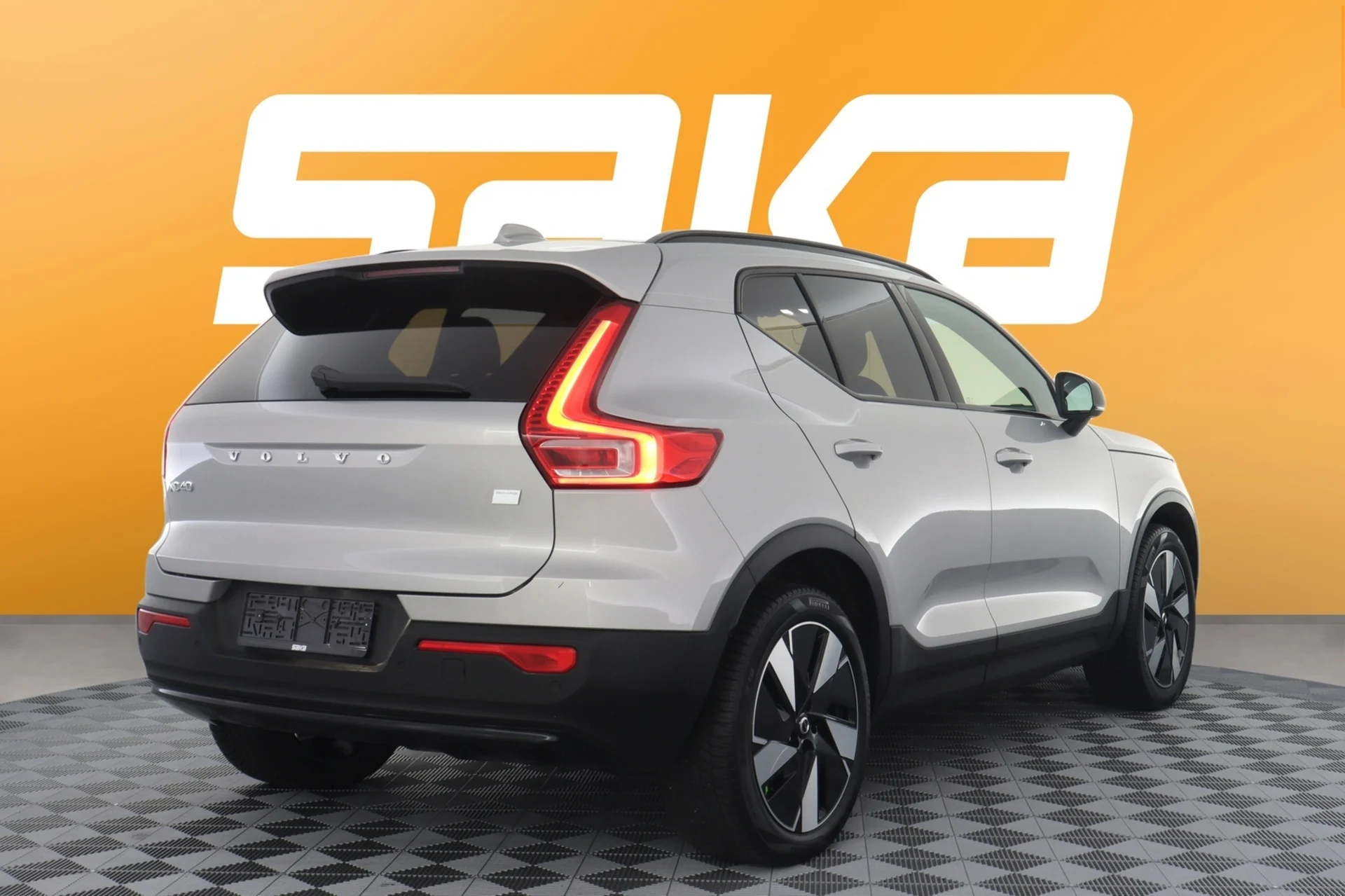 Car Image - 7iBPxfRbAoKtLvQjR49IVN