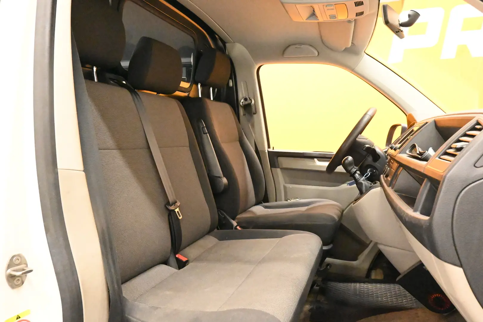 Car Image - 5Zf8FEIt1zA1CbnQMBqY06