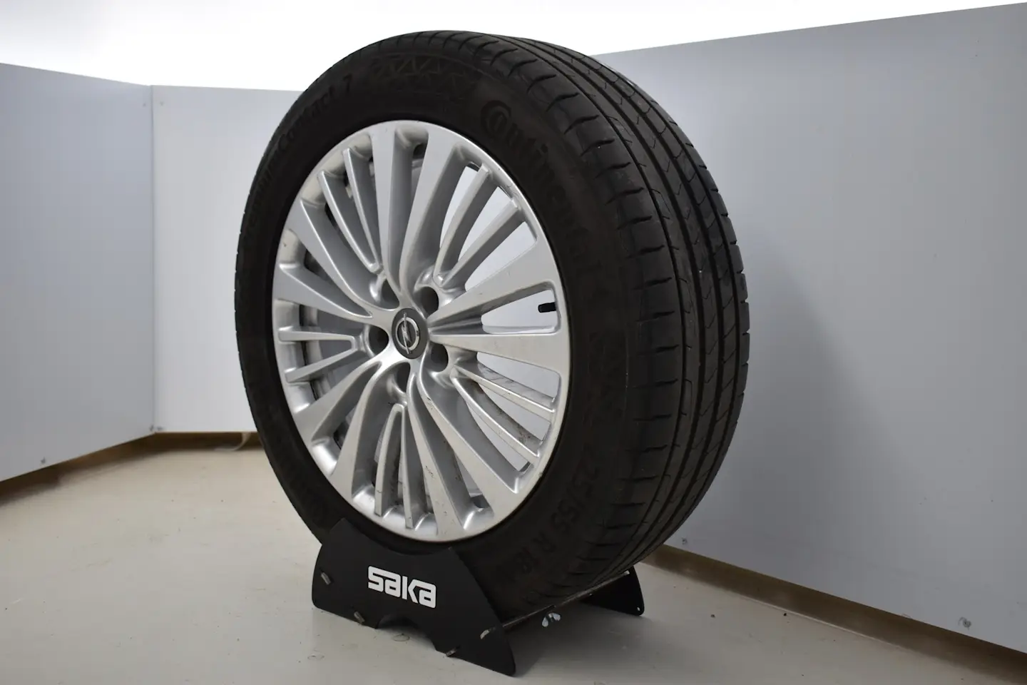 Car Image - 4h7KERum7FVmFNYCxt1kzr