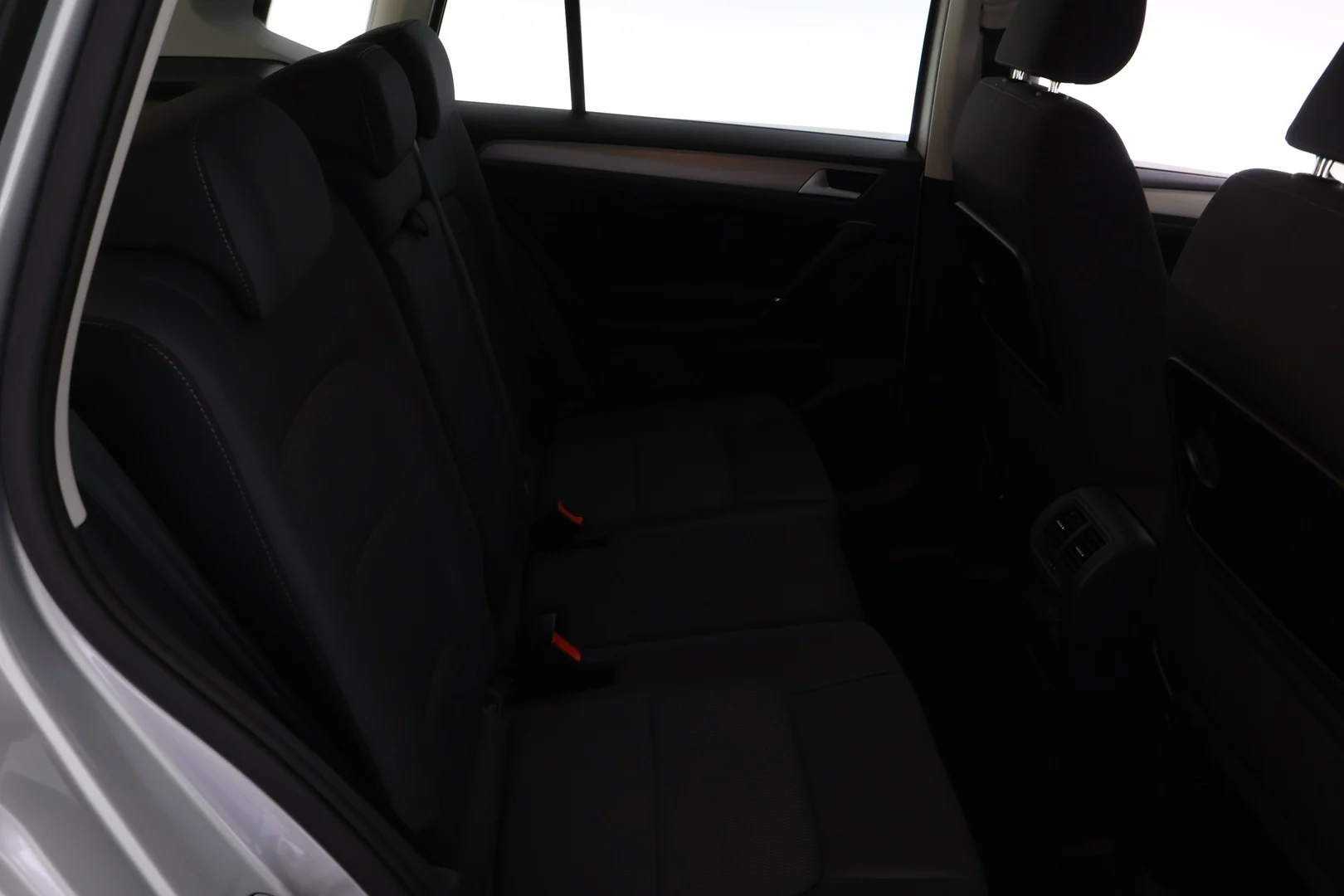 Car Image - 3ExxM1KSEDLN2M9bg60lHl