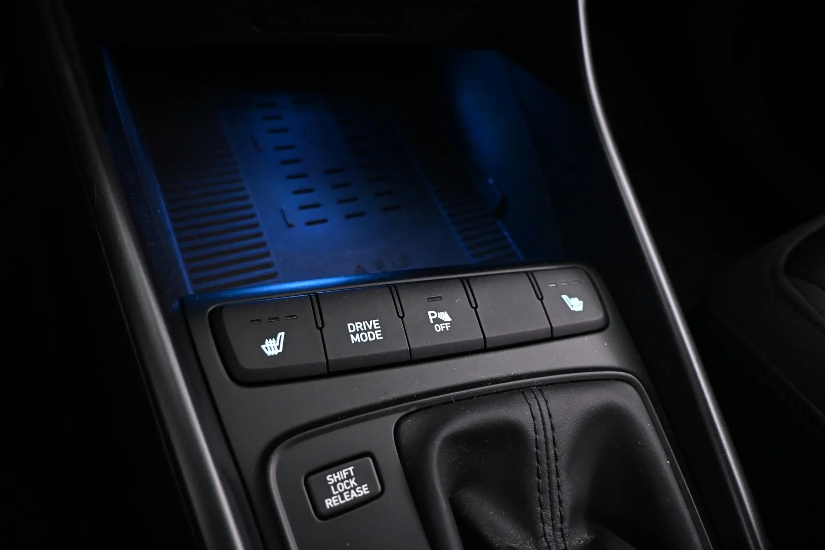Car Image - 4FPxZ0NFoY9AsAmbqPuxpC