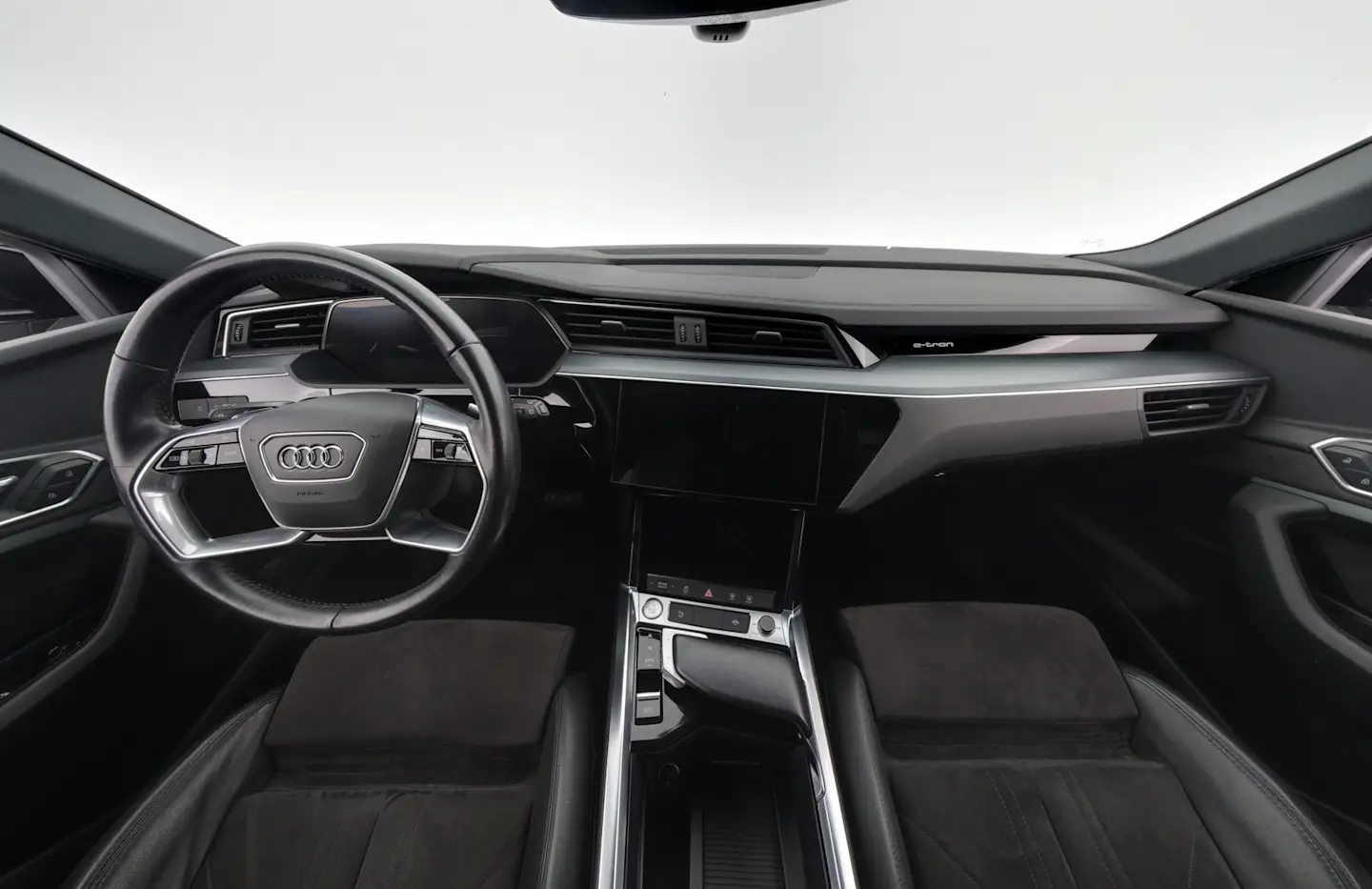 Car Image - 2FsBsh9Mj0VdfPytxPBK6