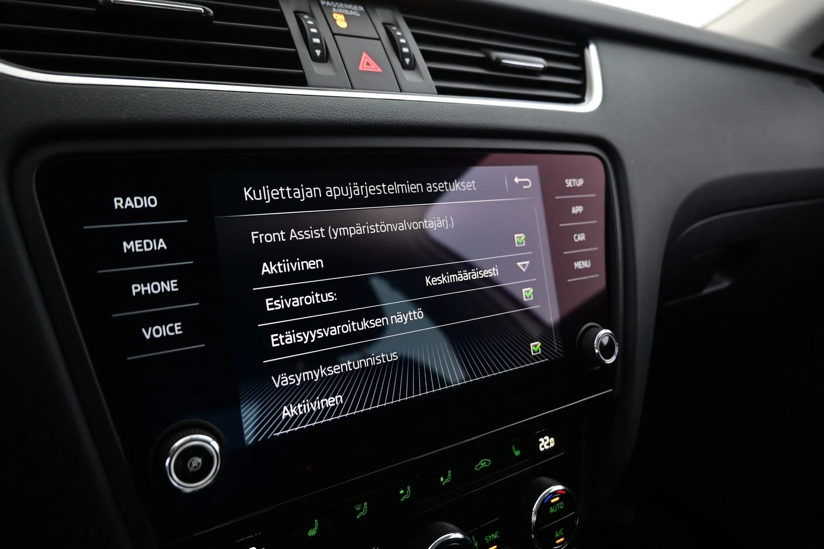 Car Image - 2TiAgTzN0iE7coldaZcwPu