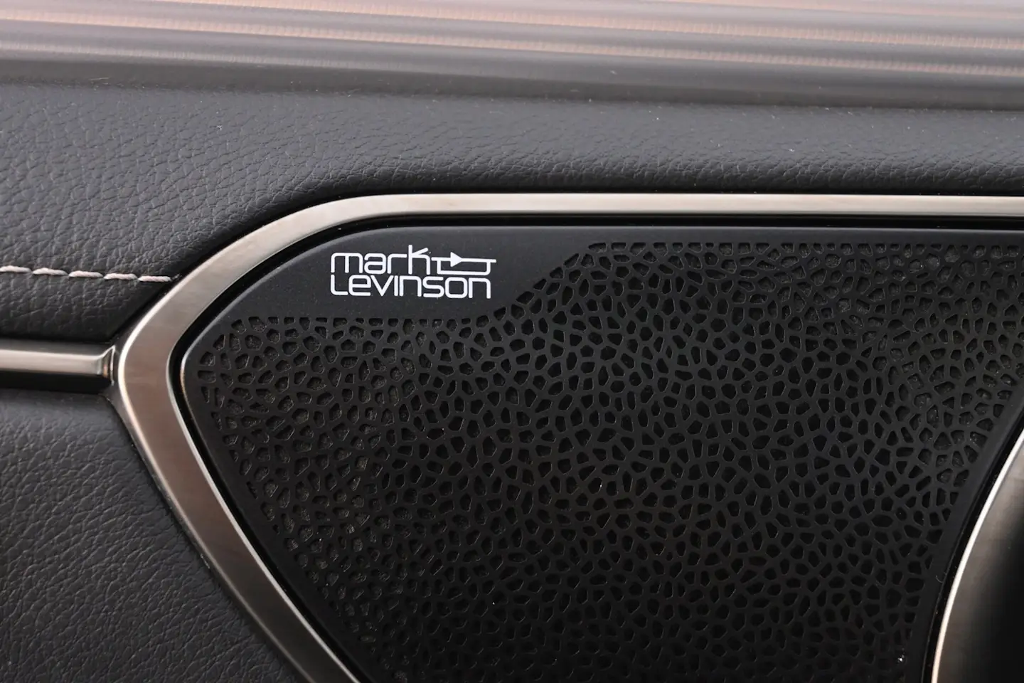 Car Image - 317htcsYAVpnjOc4mMGSsM