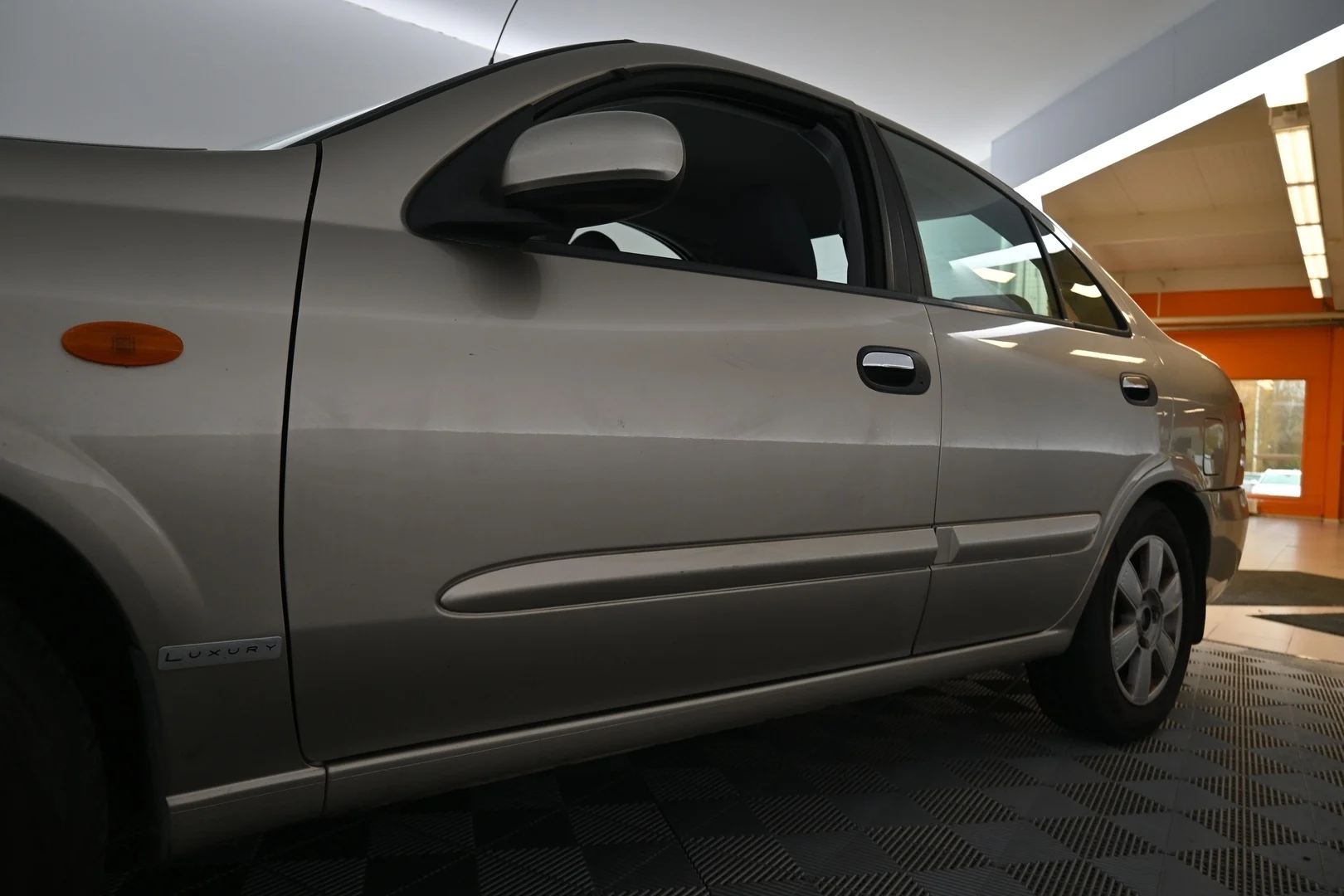 Car Image - 4byQPx40WCmW6TvMeo6dXy