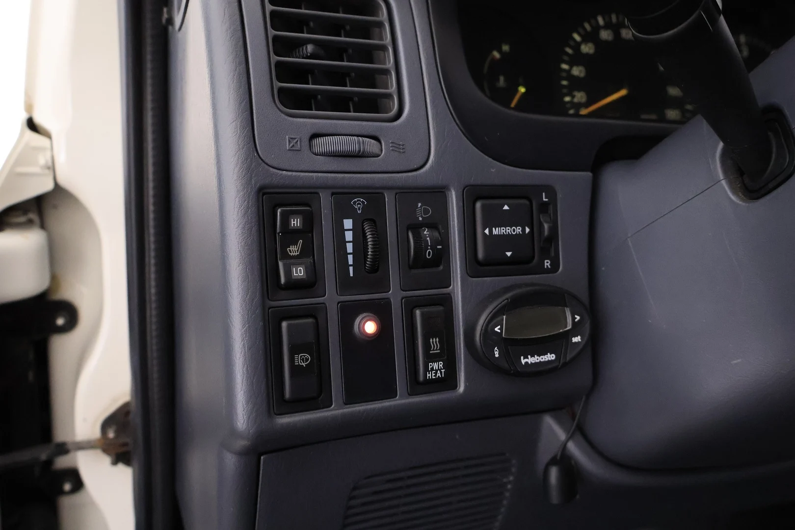 Car Image - 2wh6yBqoDrNYlXkDcTHITf