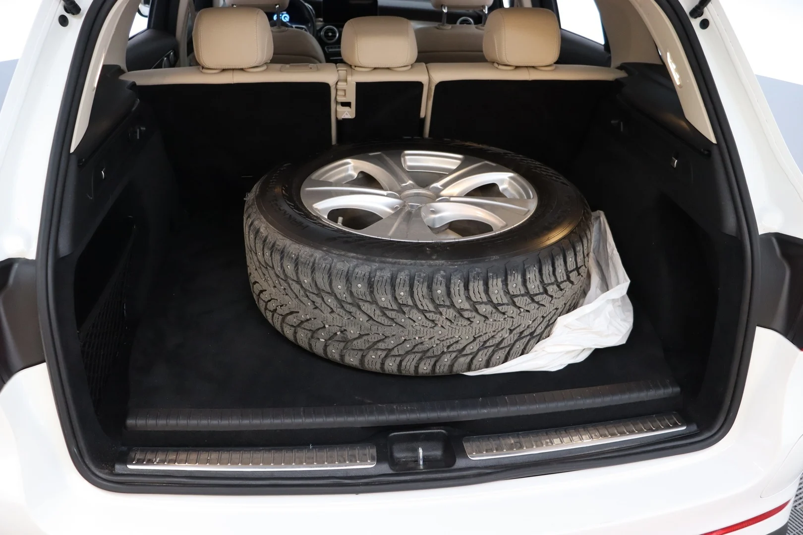 Car Image - NLEIFrGHo2n7PcnhTWNGn