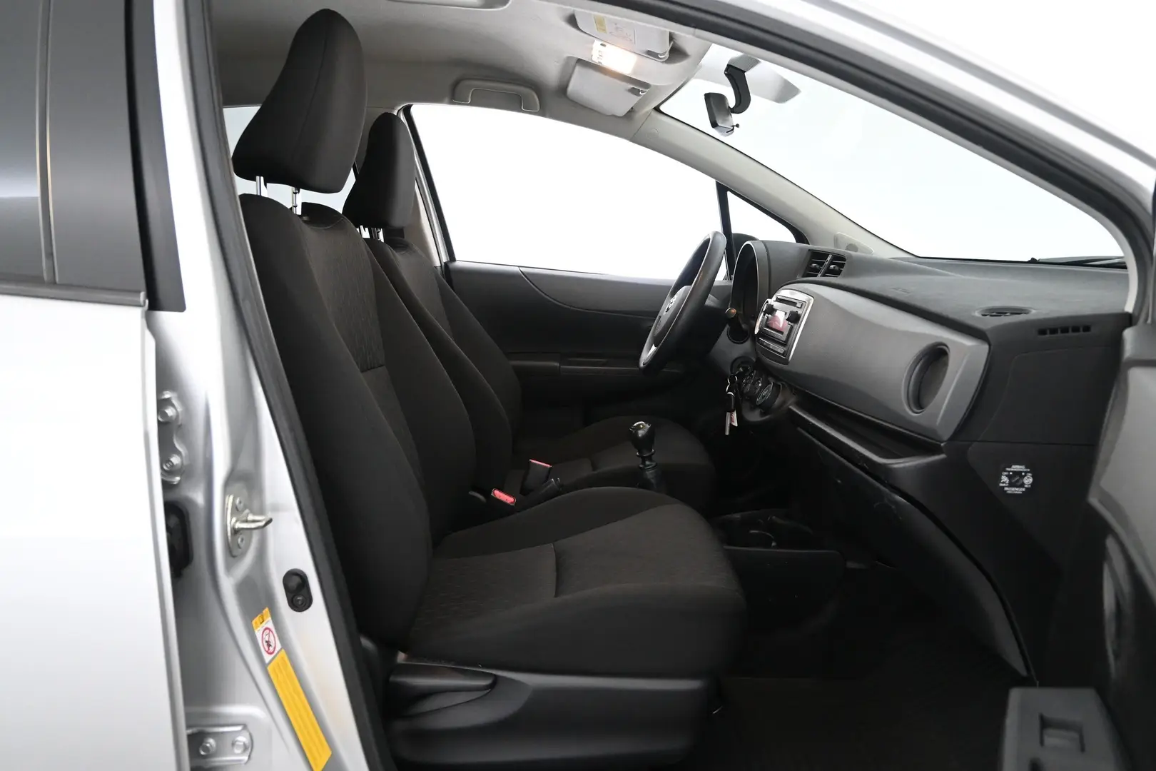 Car Image - 514M4YuShG5S5C626I96SL
