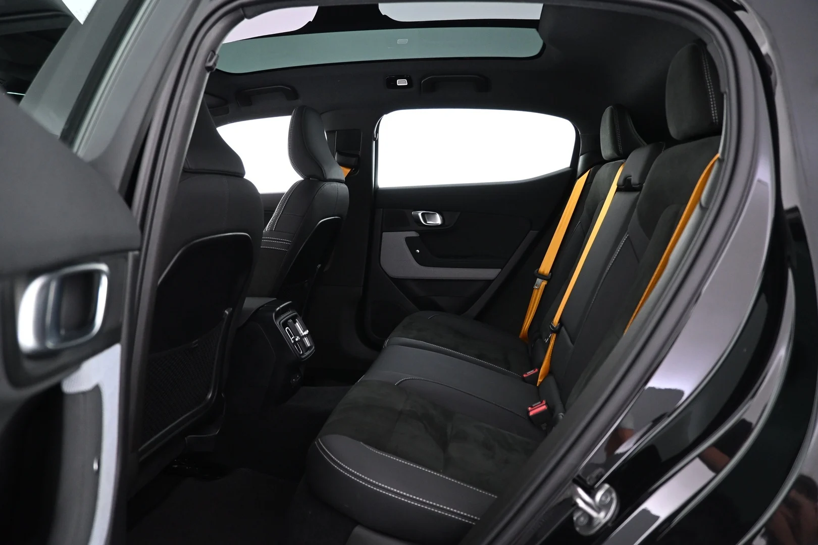 Car Image - 6muBTEG3iq3HfkgF1Zt9lI