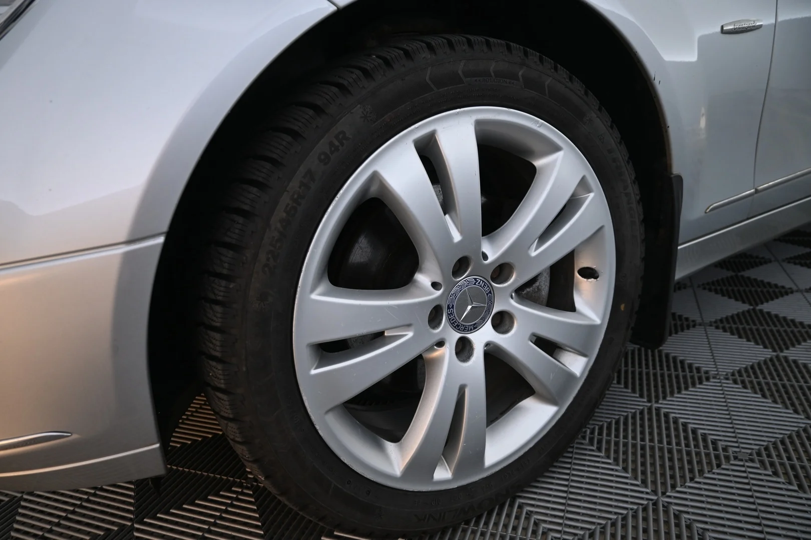 Car Image - 6kXvAWTc80ylmBXB3YvLMF