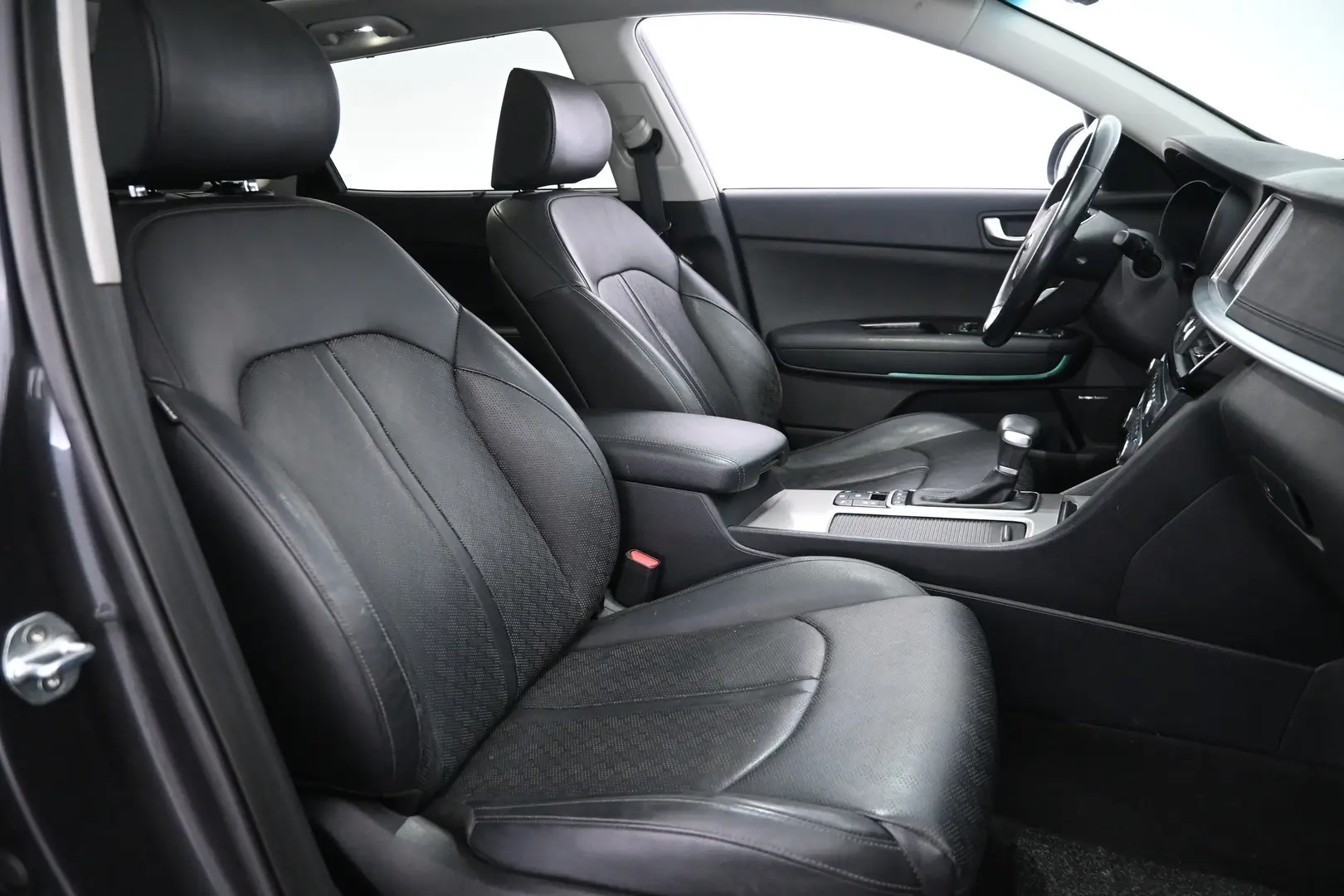 Car Image - 2iKhYbbW1Hu2n5Qz9ydLwJ