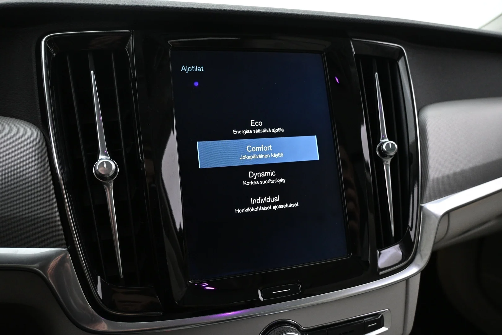 Car Image - 1ZsSImT0xSCrOJRwrcAZzL