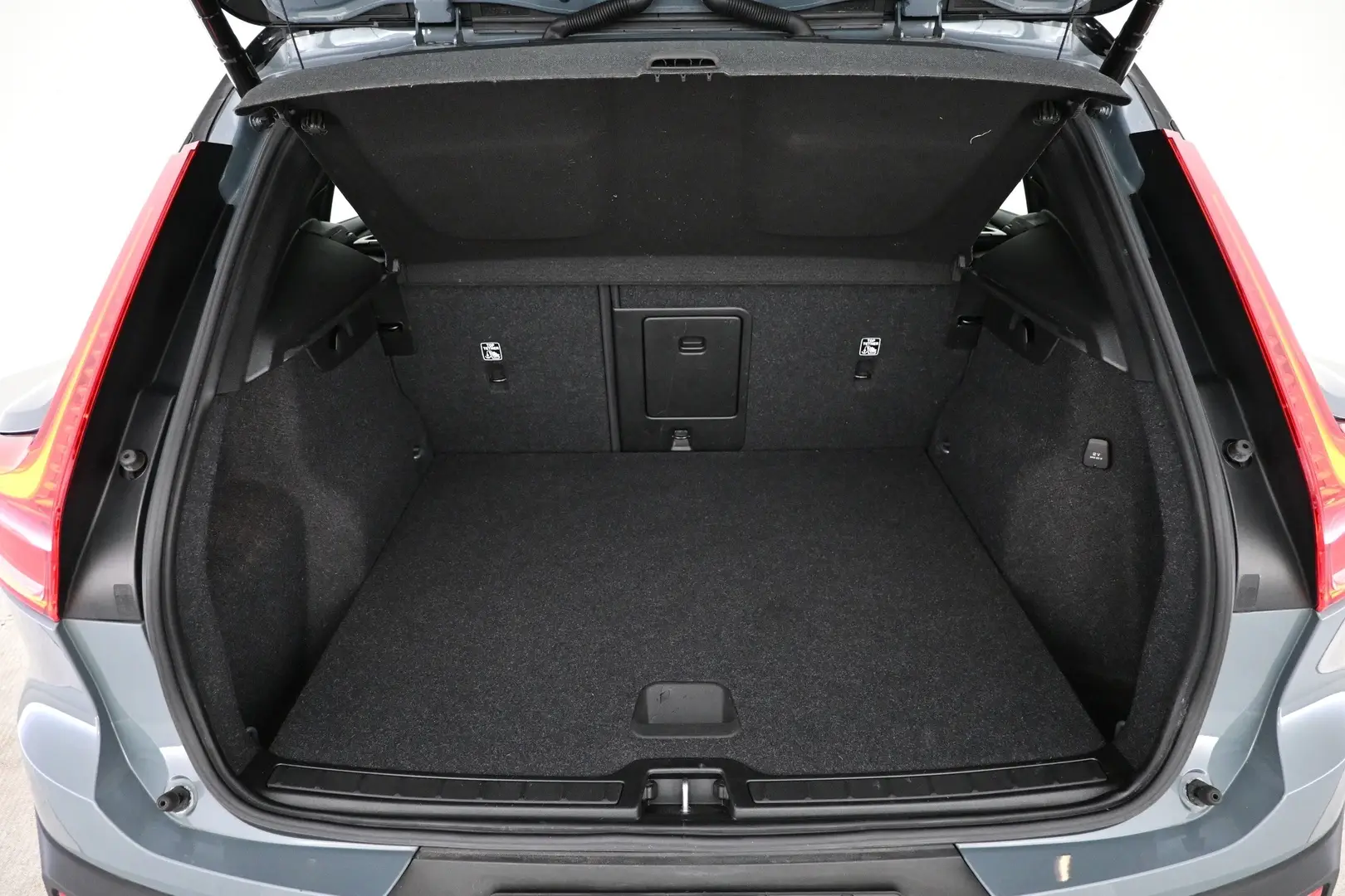 Car Image - 40C4E9Zyb04wqDXehTeDHY