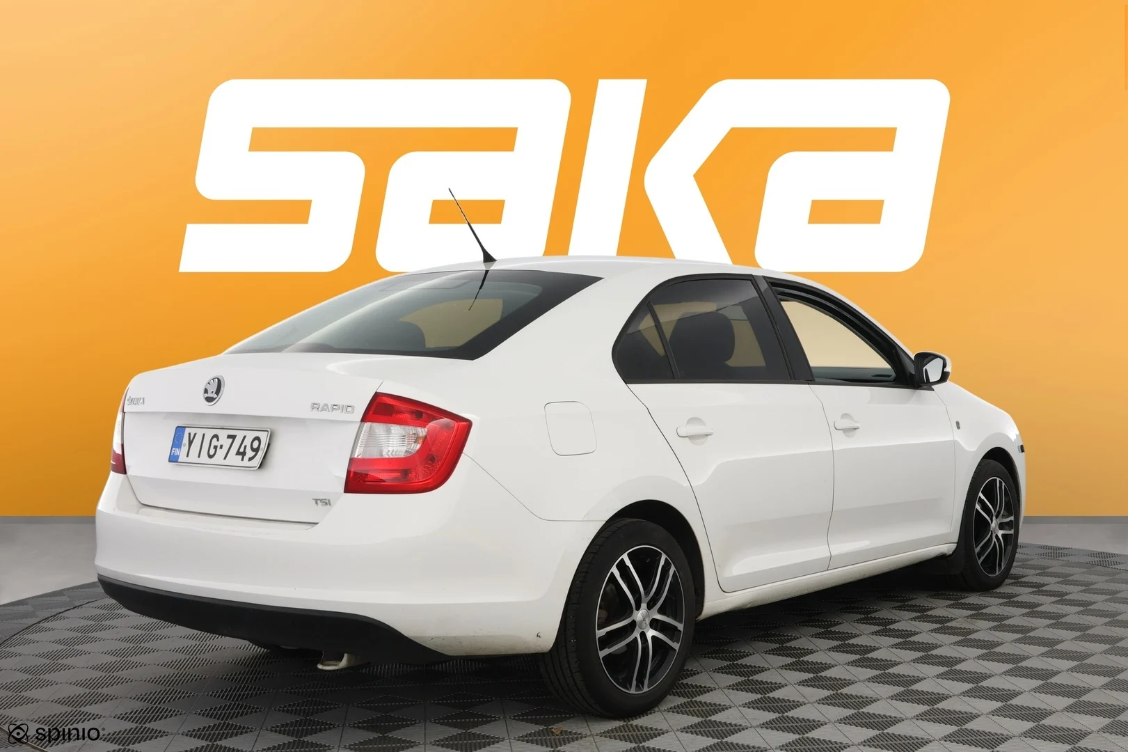 Car Image - 2EeDA5jOZG2oAd7uQ6SwdX