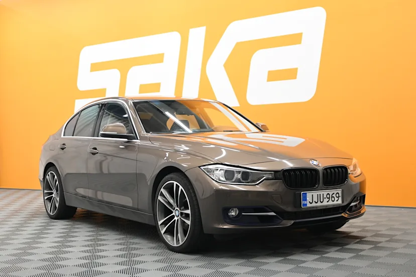 BMW 320