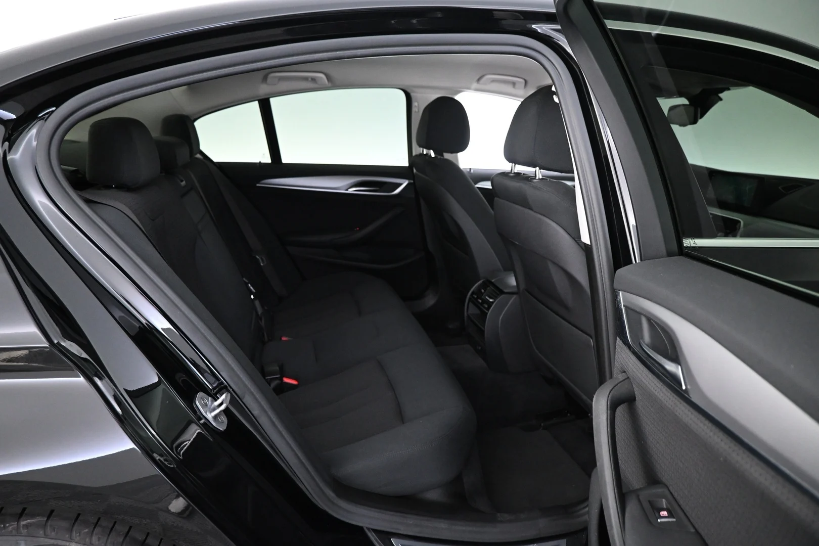 Car Image - 36982YQr3IPwN1lxjCUI5O